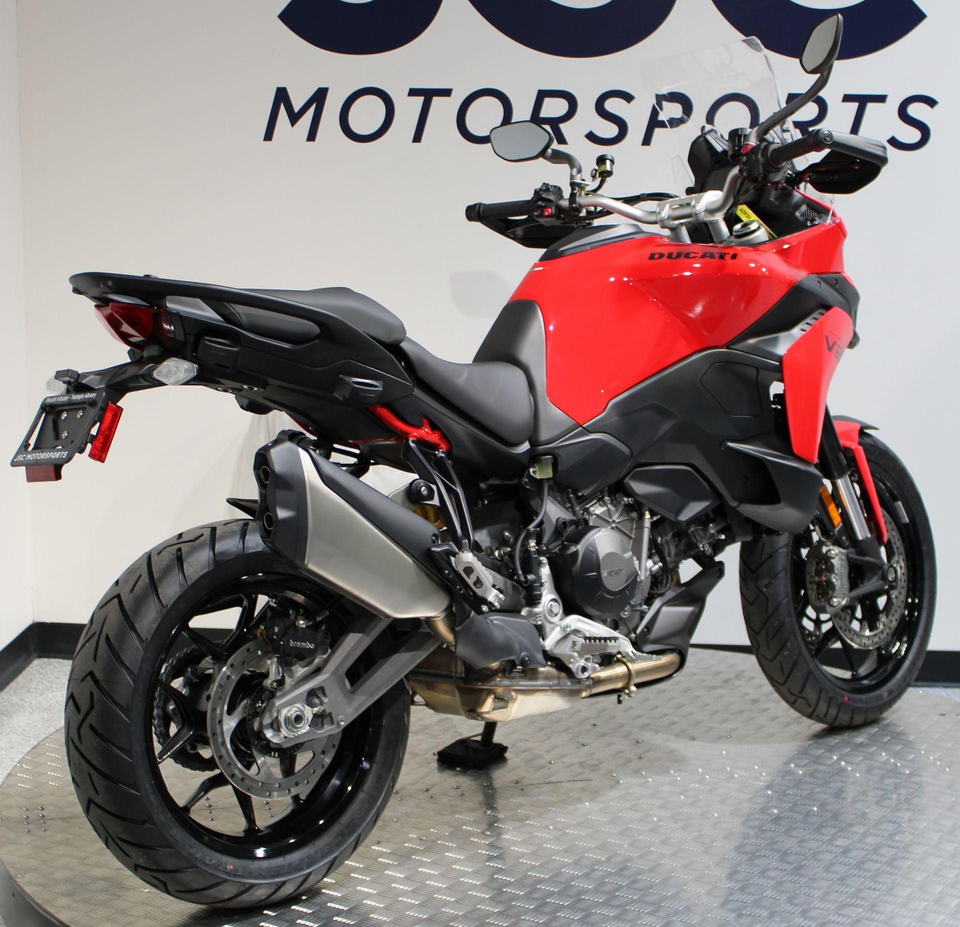 2025 Ducati Multistrada V2 4