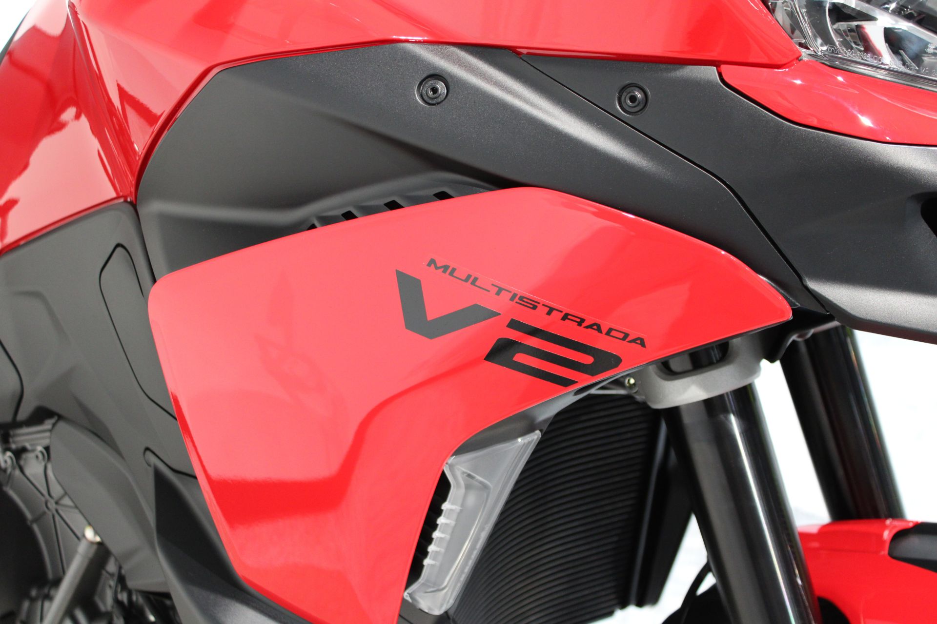 2025 Ducati Multistrada V2 7