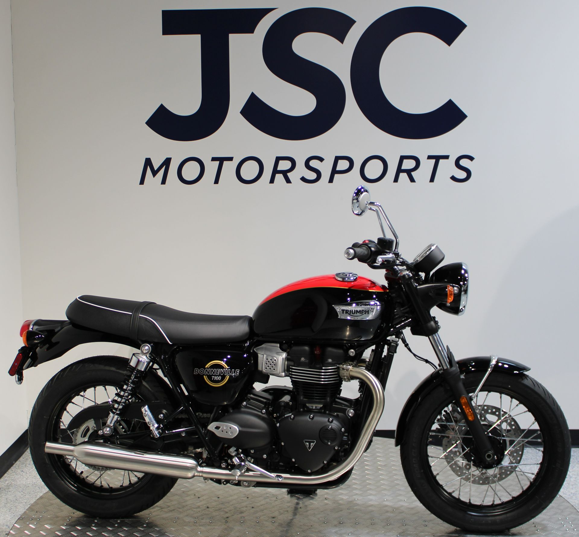 2026 Triumph Bonneville T100