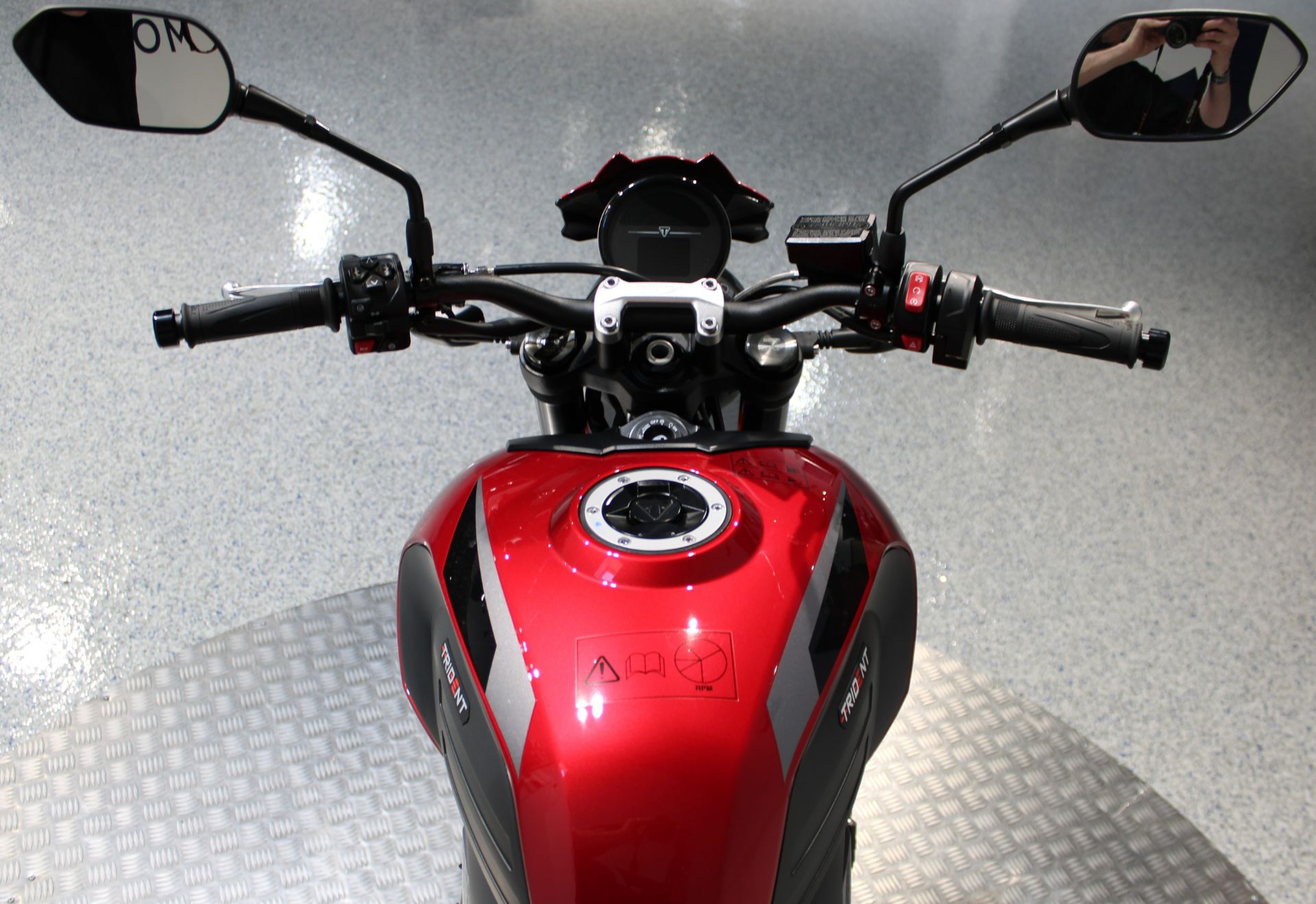 2026 Triumph Trident 800 10