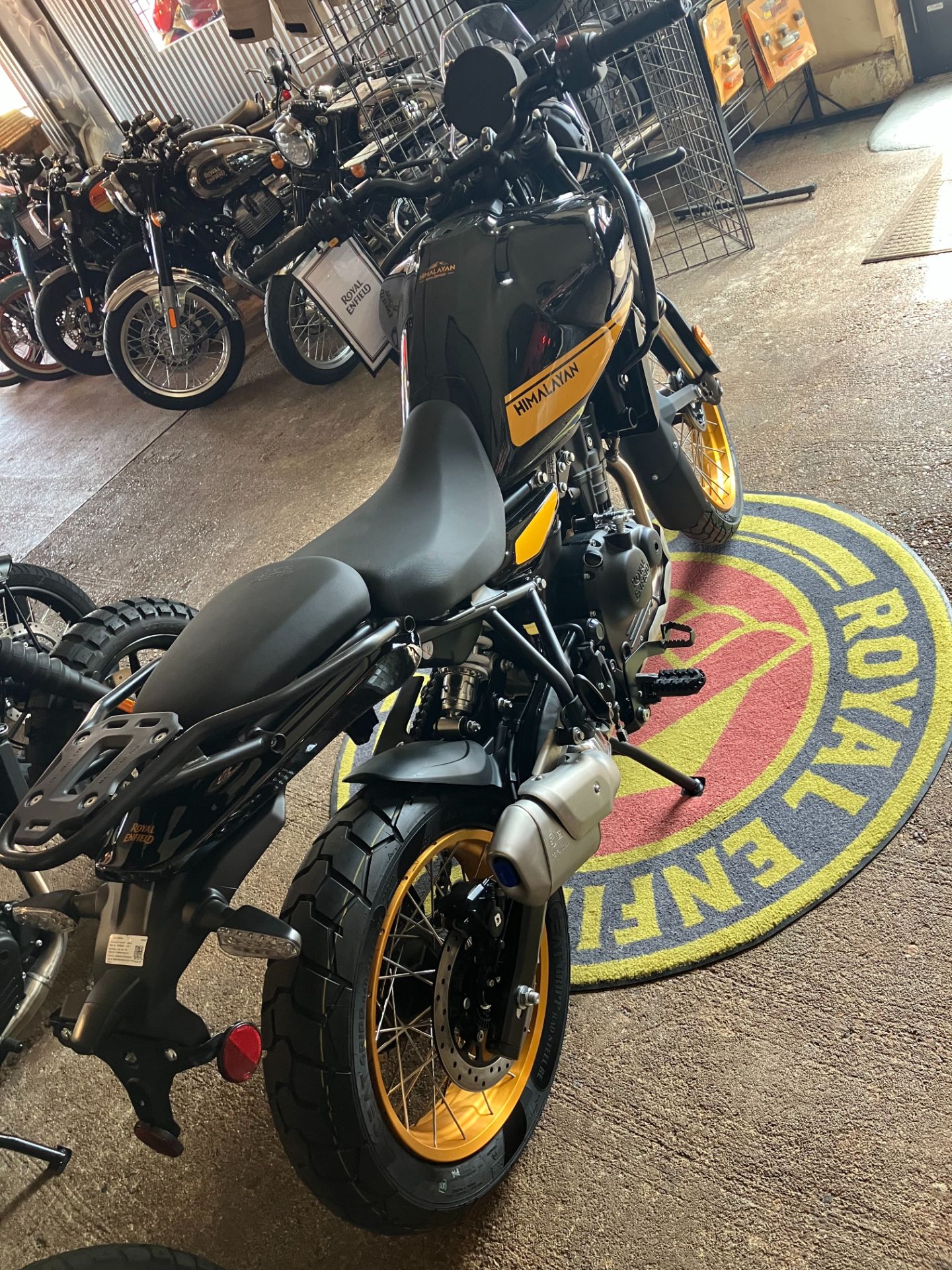 2026 Royal Enfield Himalayan 450 Hanle Black (Tubeless
