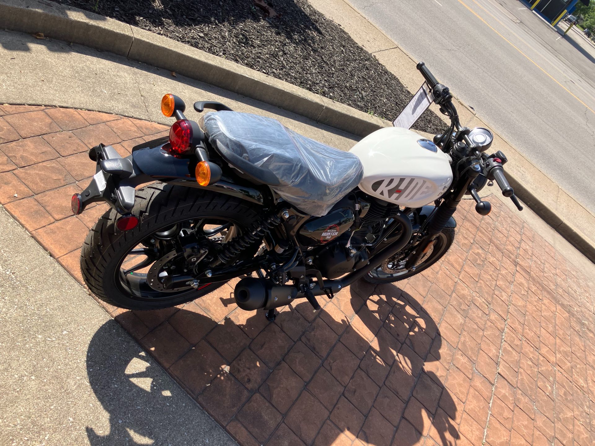2024  Hunter 350 2