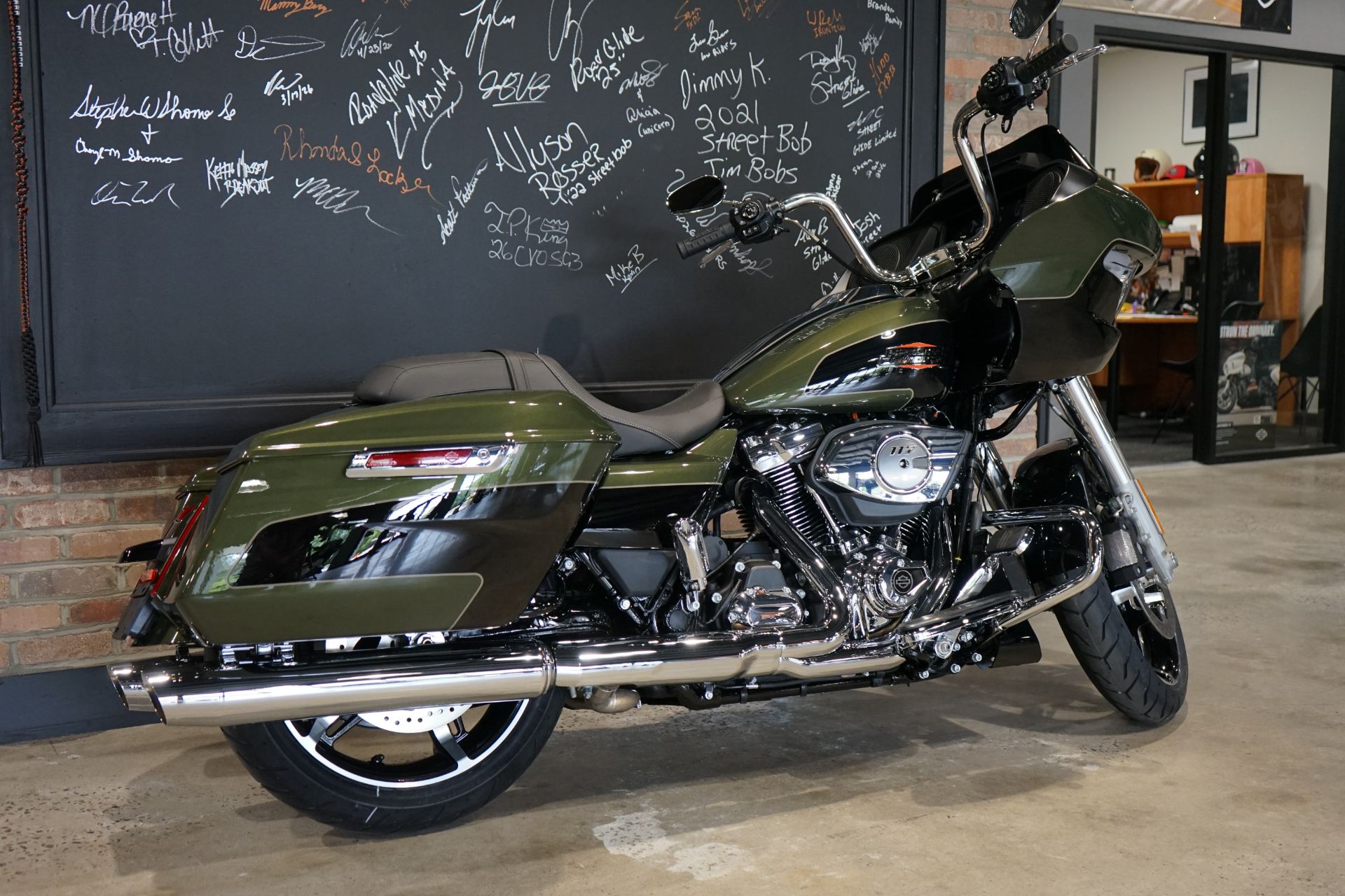 2026 Harley-Davidson Road Glide® 4