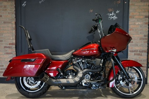 2017 Harley-Davidson Road Glide® Special in West End, North Carolina - Photo 1