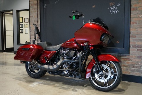 2017 Harley-Davidson Road Glide® Special in West End, North Carolina - Photo 2