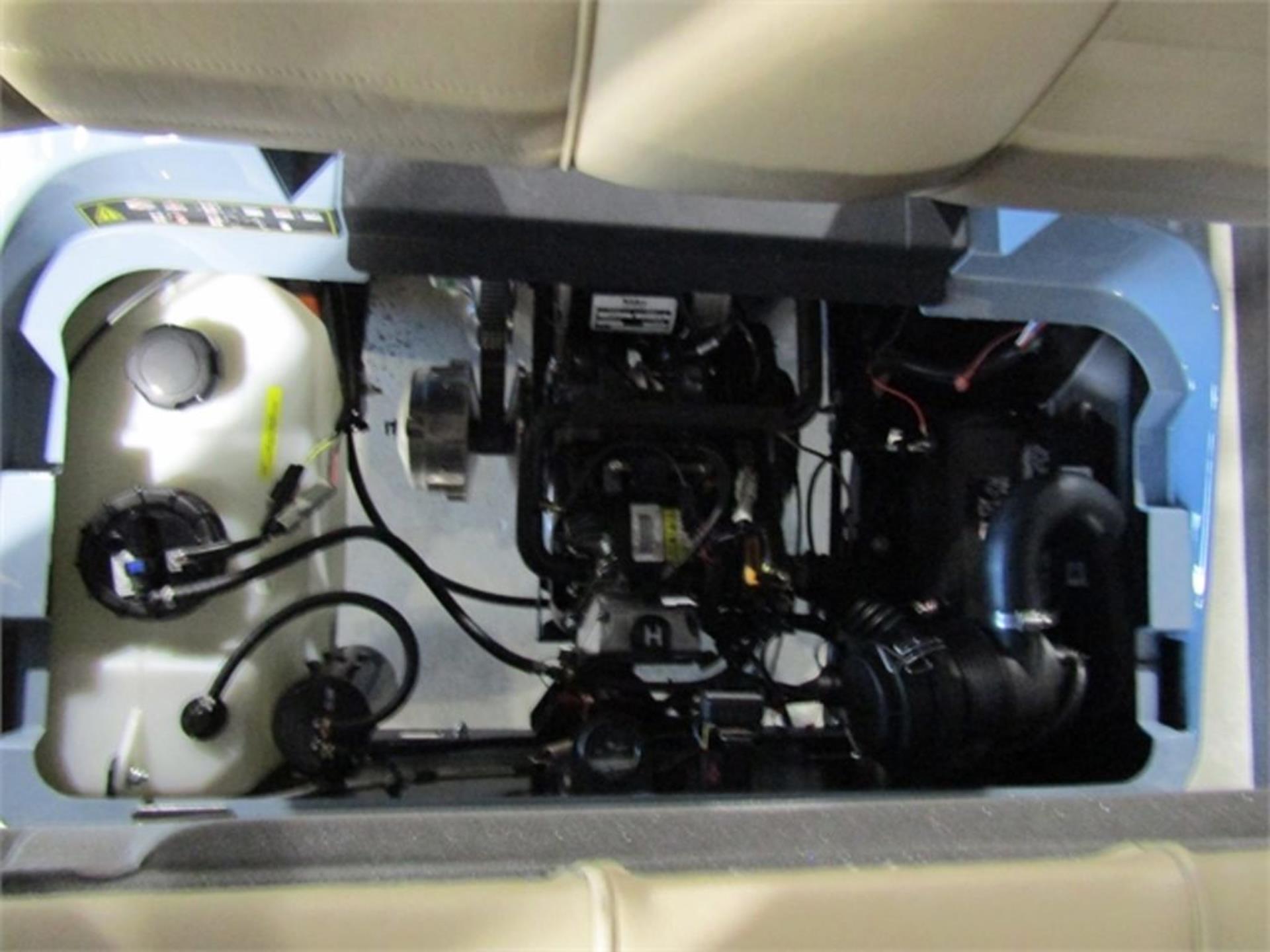 2024 E-Z-GO Express S4 Gas in West End, North Carolina - Photo 4