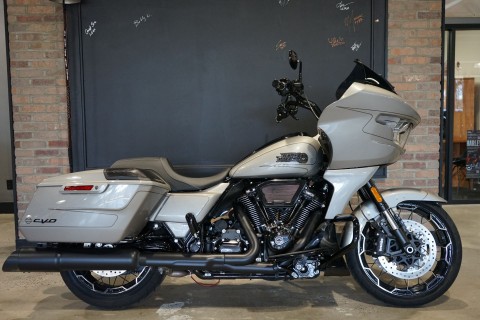 2023 Harley-Davidson CVO™ Road Glide® in West End, North Carolina - Photo 1