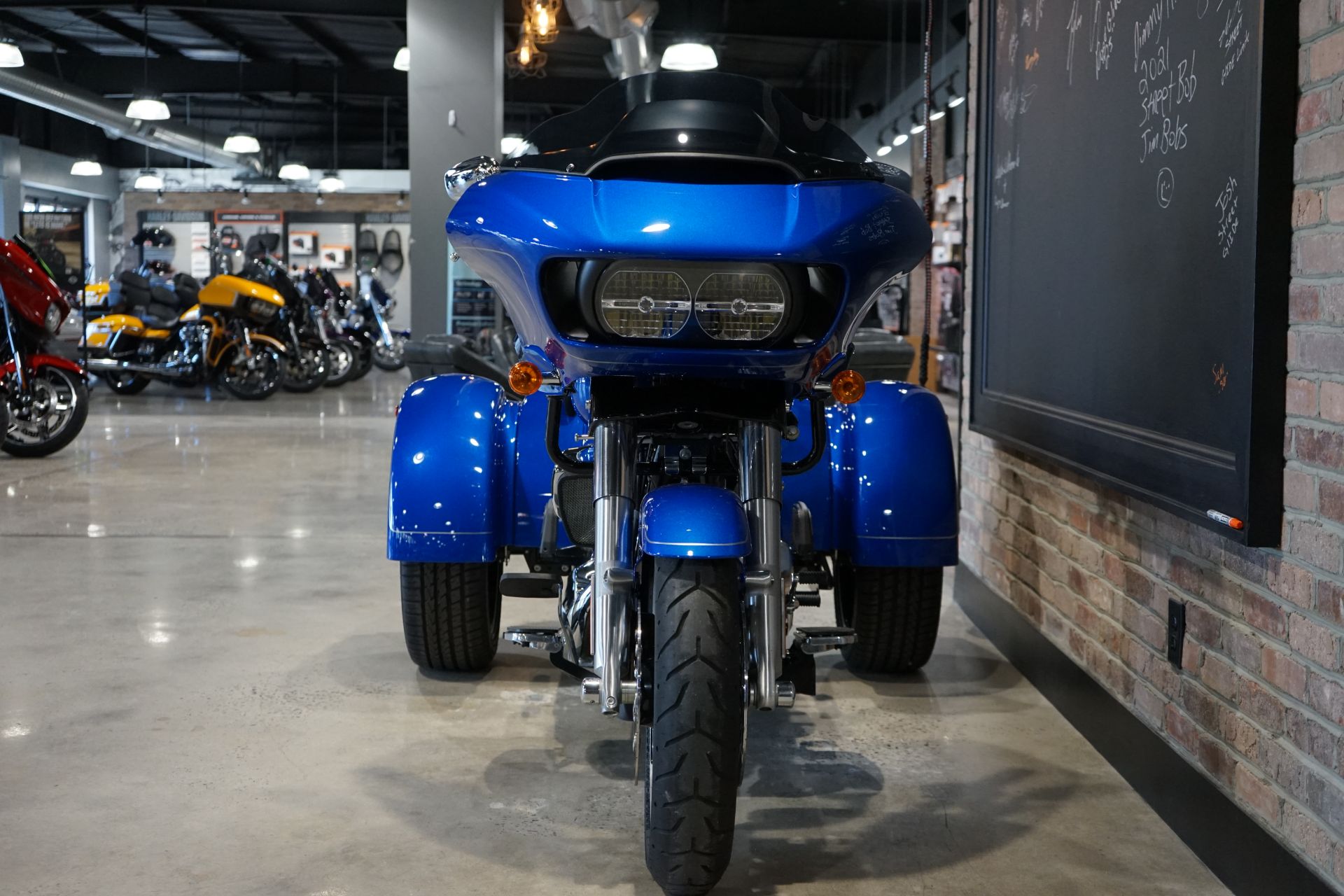 2025 Harley-Davidson Road Glide® 3 in West End, North Carolina - Photo 3