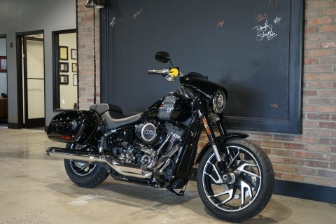 2021 Harley-Davidson Sport Glide® in West End, North Carolina - Photo 2