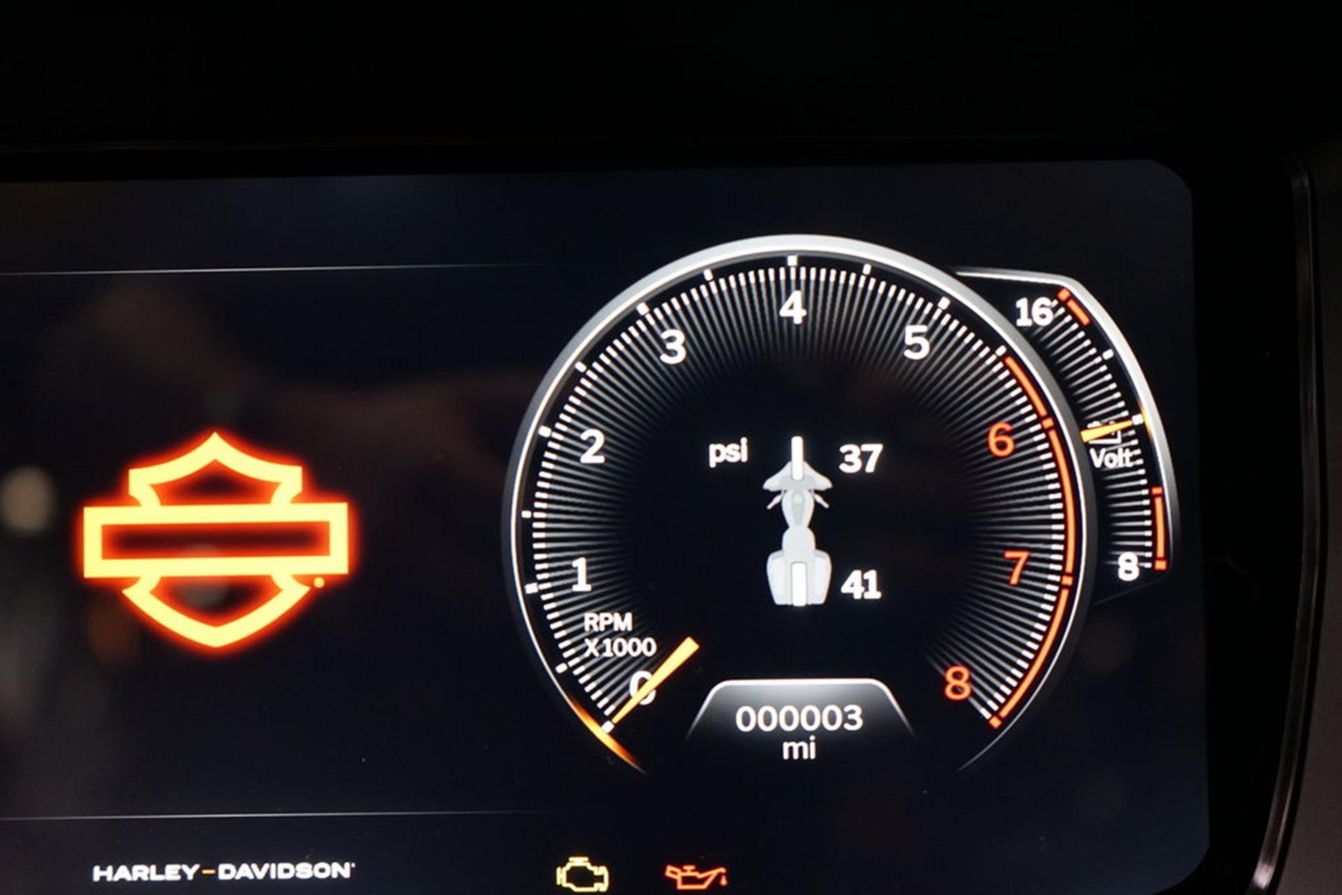 2026 Harley-Davidson Street Glide® in West End, North Carolina - Photo 7