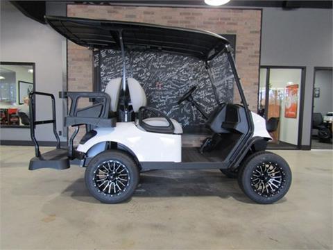 2024 E-Z-GO Express S4 Gas in West End, North Carolina - Photo 1