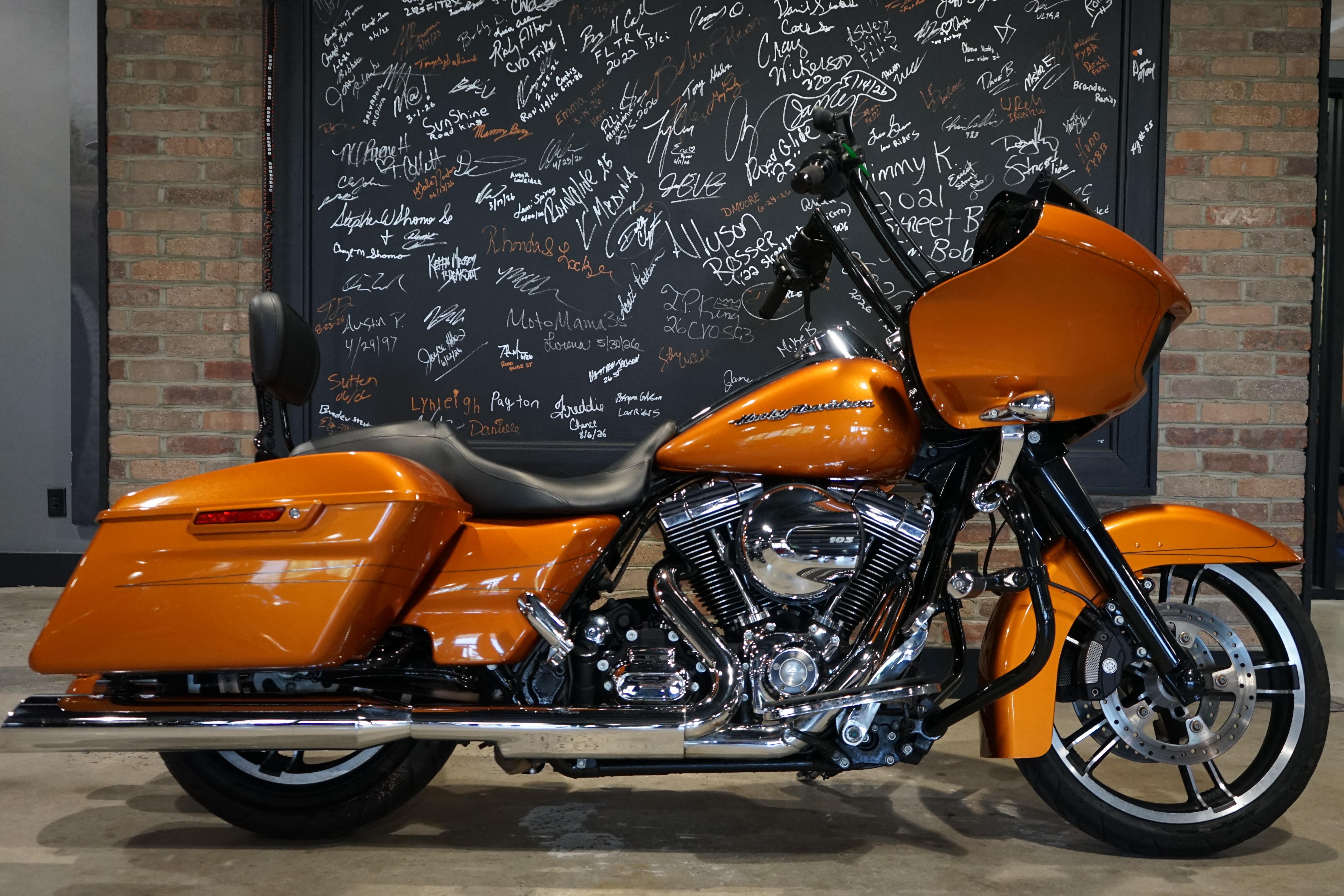 2015 Harley-Davidson Road Glide® Special 1