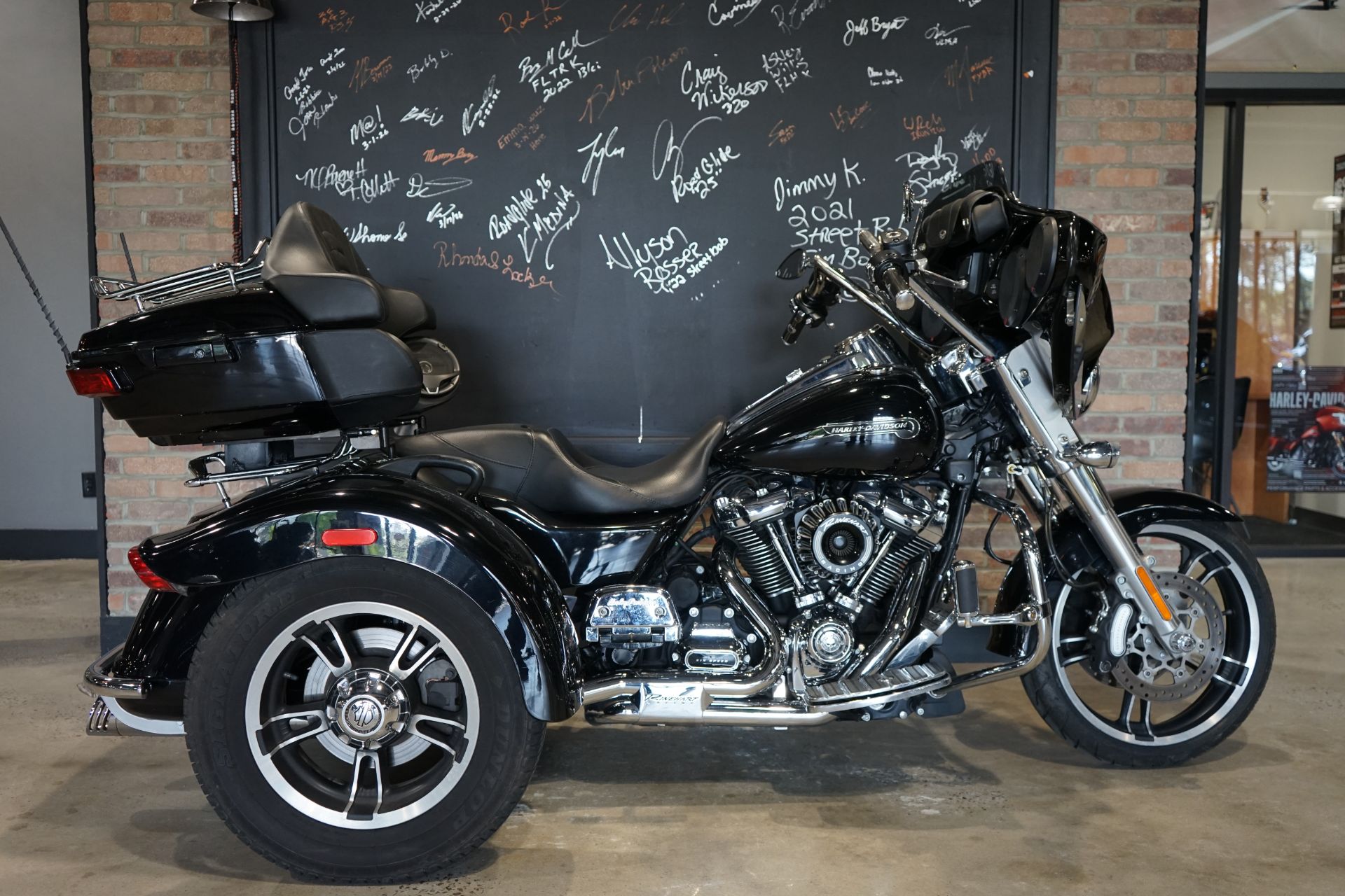 2018 Harley-Davidson Freewheeler® in West End, North Carolina - Photo 1