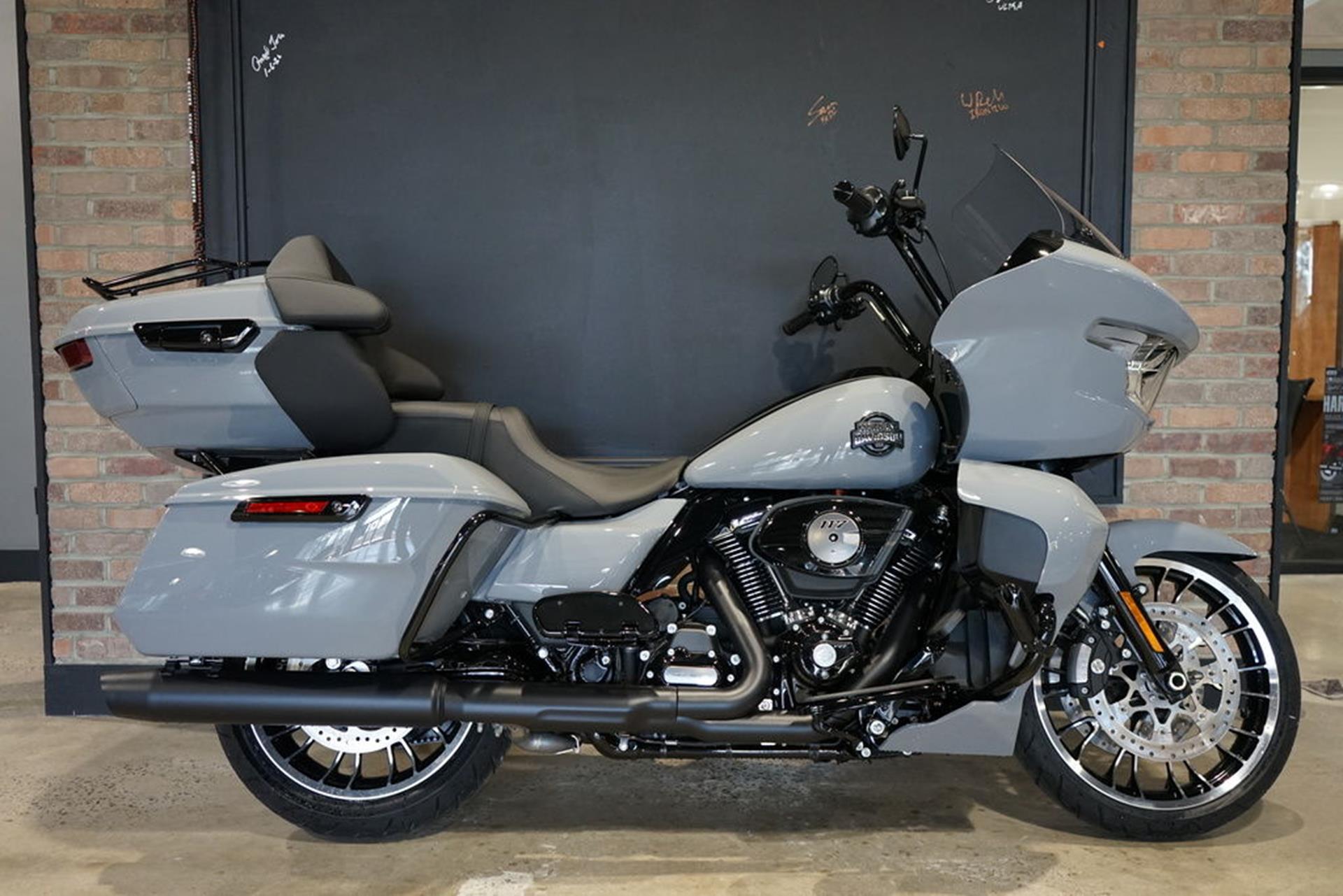 2026 Harley-Davidson Road Glide® Limited in West End, North Carolina - Photo 1