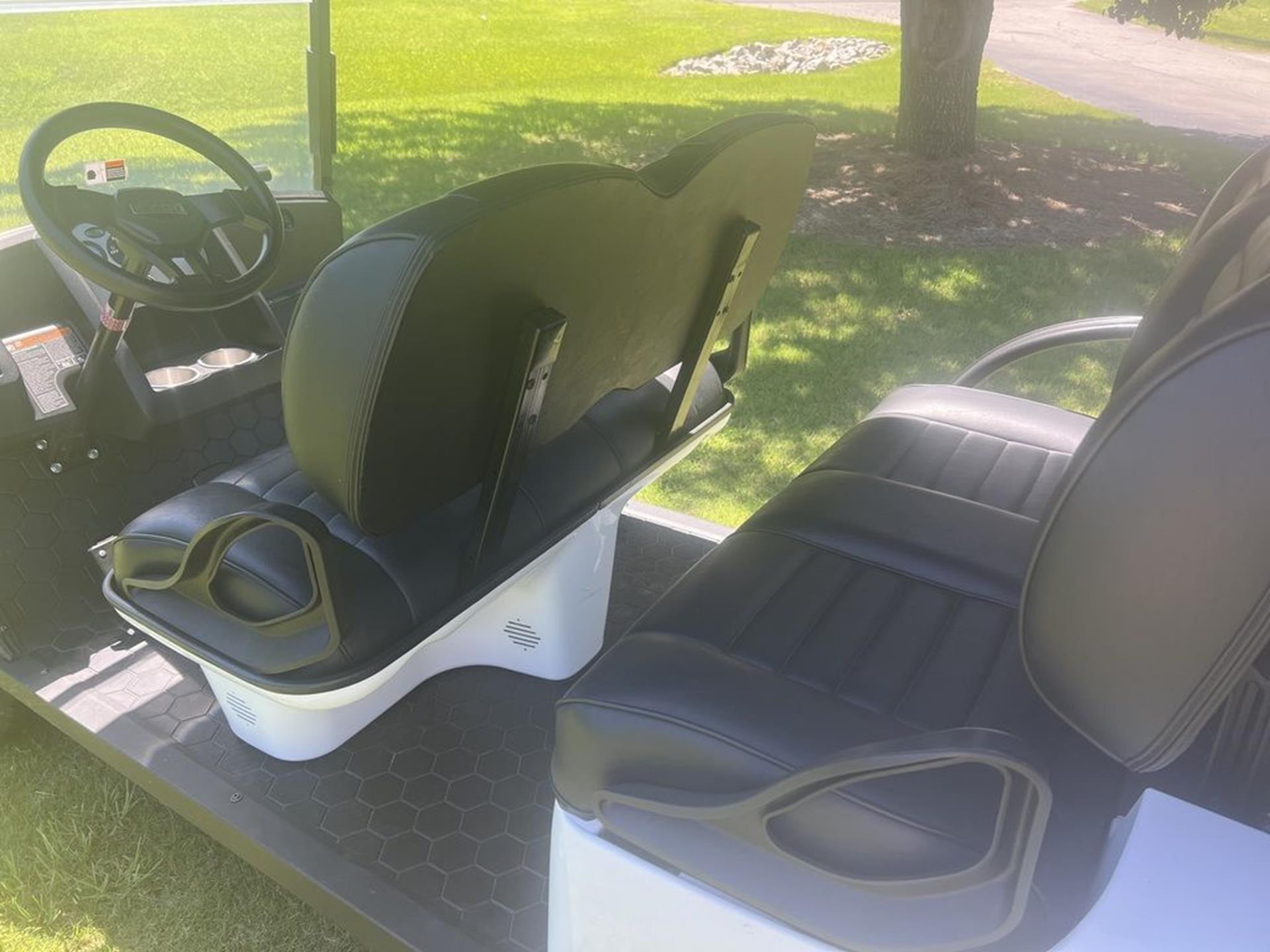 2024 E-Z-GO Express L6 ELiTE in West End, North Carolina - Photo 17