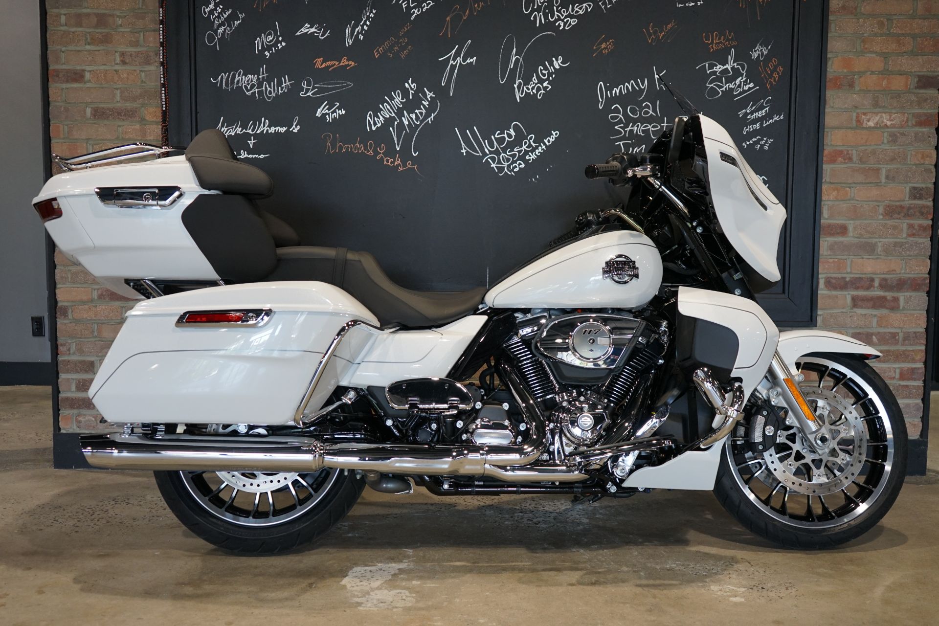 2026 Harley-Davidson Street Glide® Limited in West End, North Carolina - Photo 1
