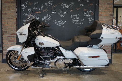 2026 Harley-Davidson Street Glide® Limited in West End, North Carolina - Photo 6