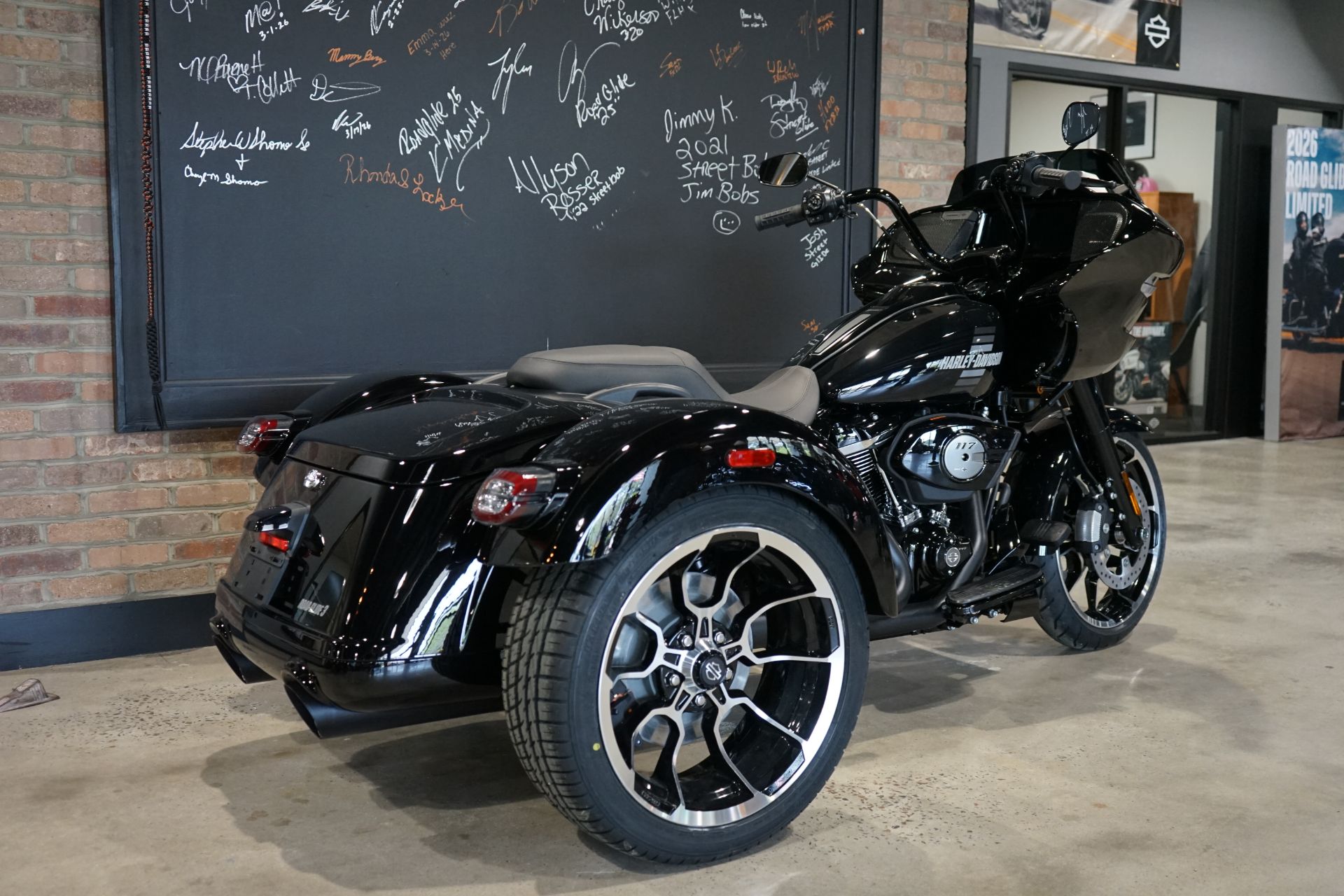 2026 Harley-Davidson Road Glide® 3 in West End, North Carolina - Photo 3