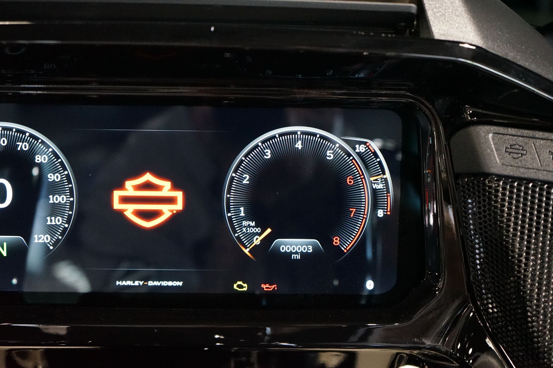 2026 Harley-Davidson Road Glide® 3 in West End, North Carolina - Photo 6