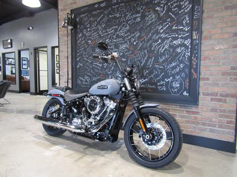 2026 Harley-Davidson Street Bob® in West End, North Carolina - Photo 3
