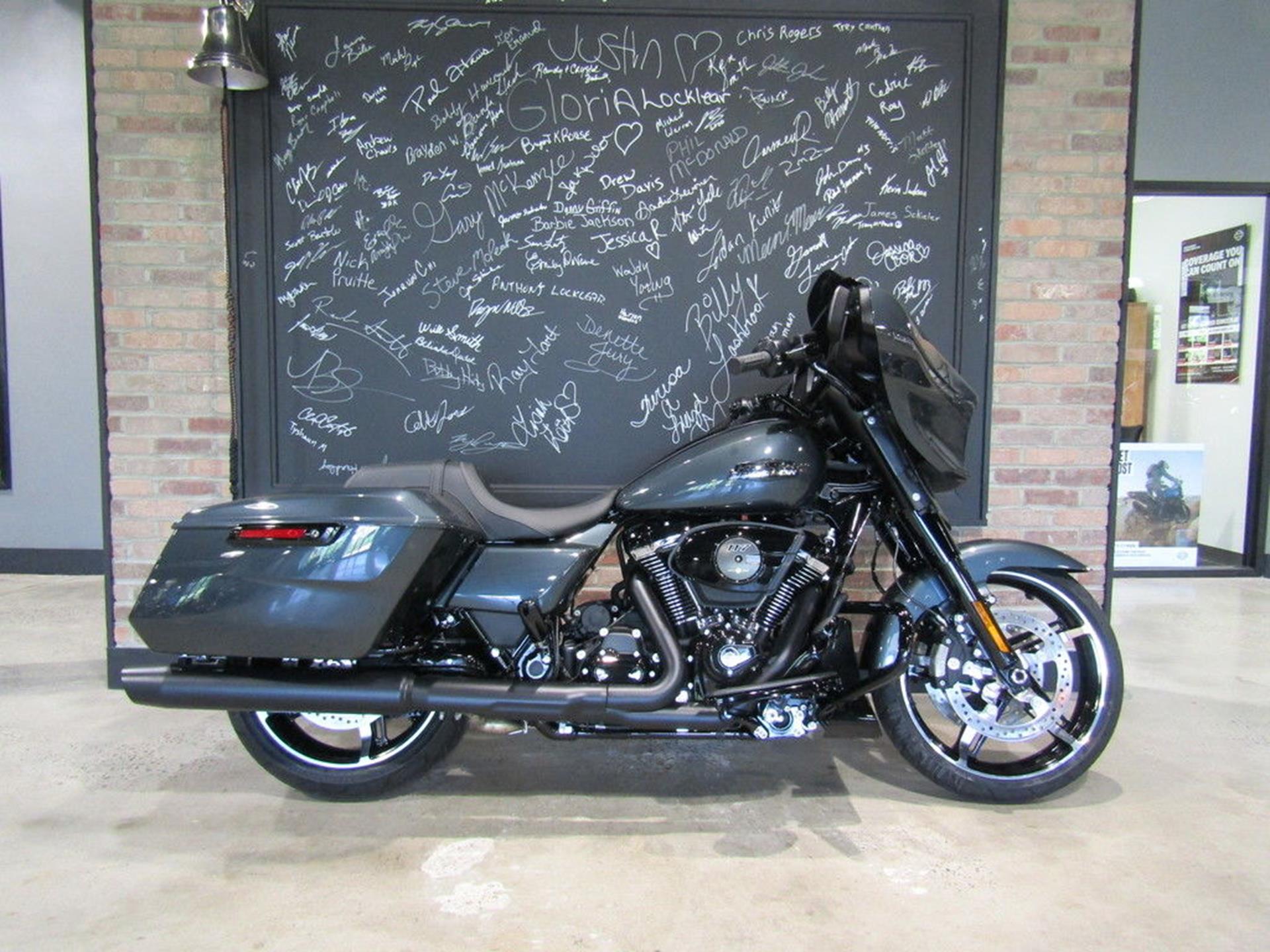 2025 Harley-Davidson Street Glide® in West End, North Carolina - Photo 1