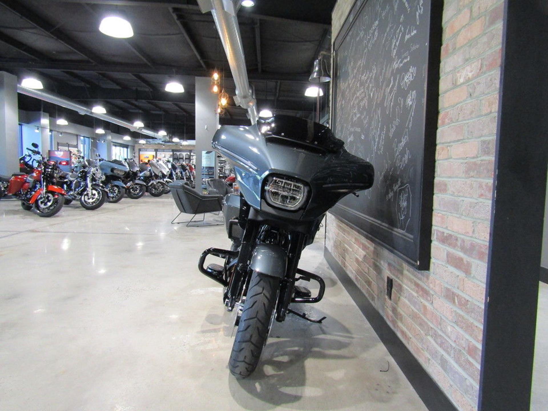 2025 Harley-Davidson Street Glide® in West End, North Carolina - Photo 4