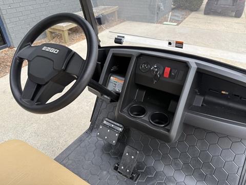 2026 E-Z-GO Express 6 Express Commuter 13.5 Gas in West End, North Carolina - Photo 6