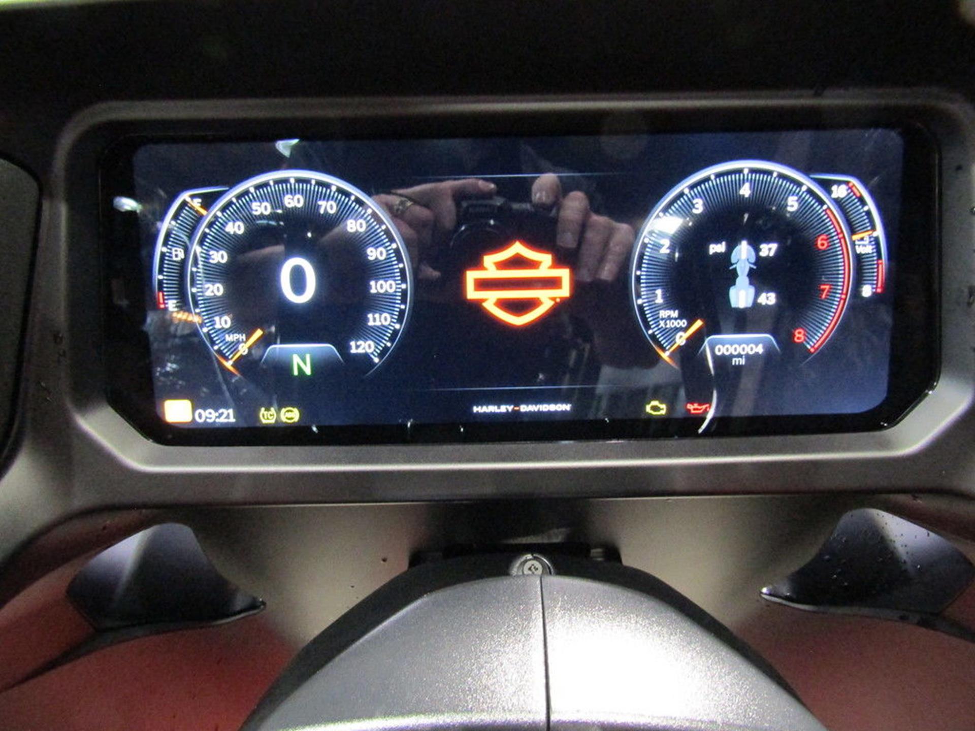 2026 Harley-Davidson Road Glide® in West End, North Carolina - Photo 8