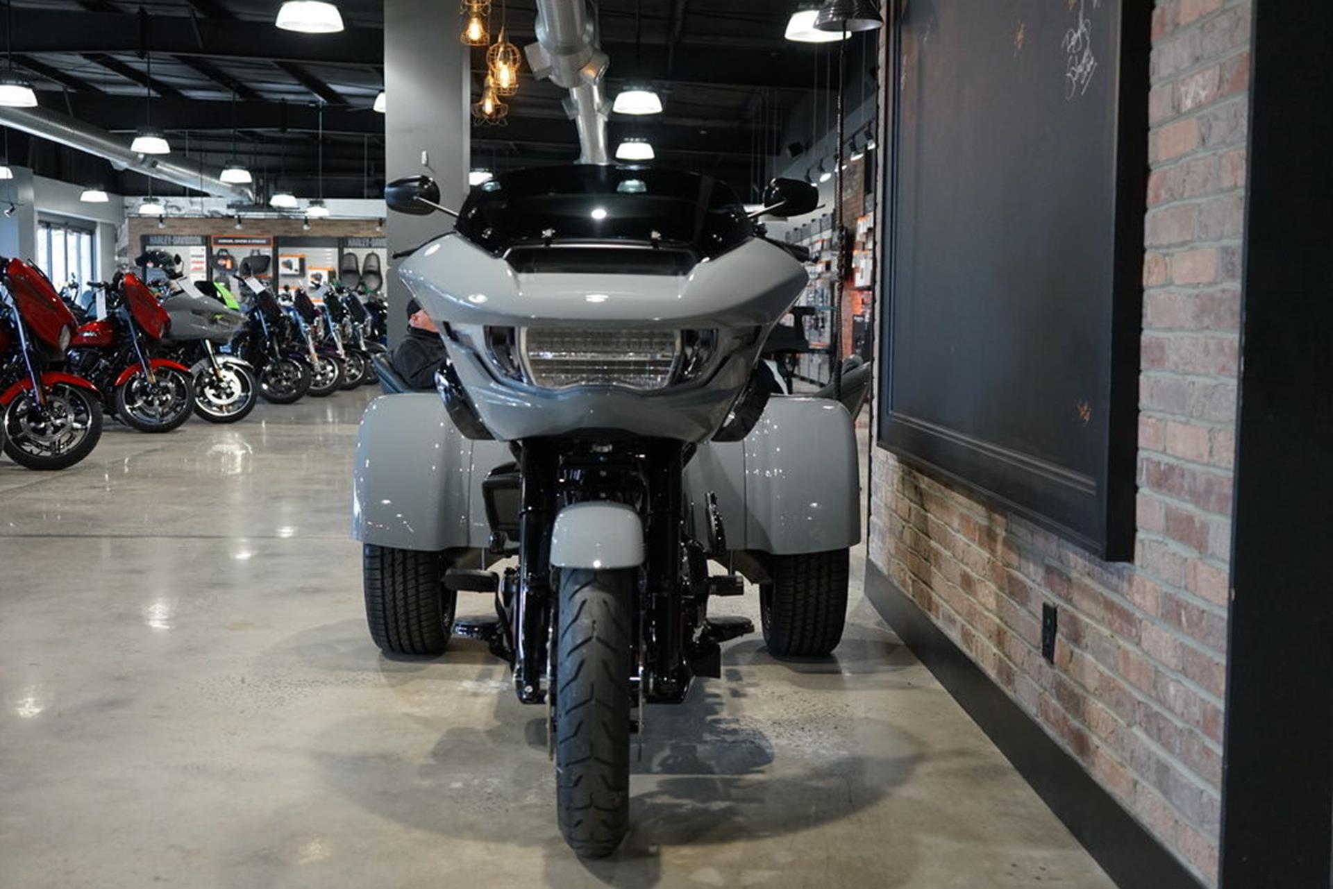 2026 Harley-Davidson Road Glide® 3 in West End, North Carolina - Photo 4