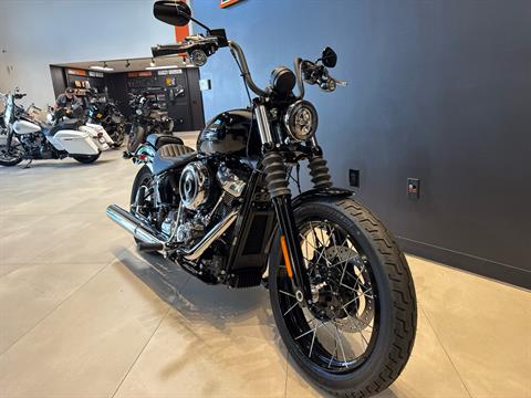 NEIGHBORHOOD USA製 champion ハーレーダビット New 2025 Harley-Davidson Street Bob® Vivid Black with Laced