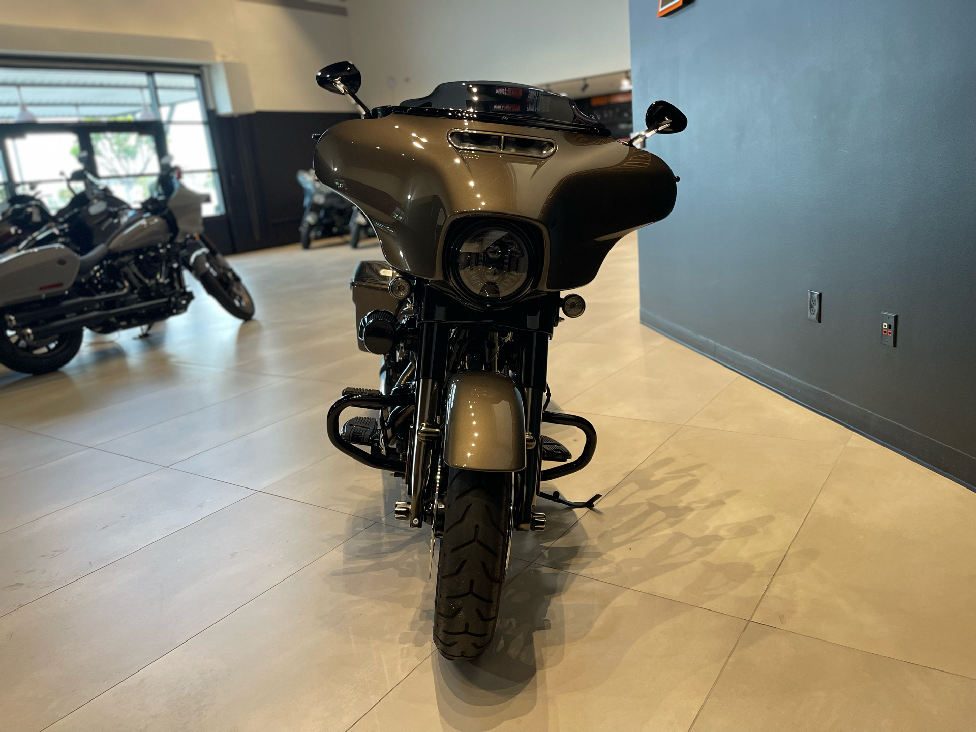 完全未使用・未開封・HEARTLANDLIBERALIST763M+RSB-23 Used 2021 Harley-Davidson CVO™ Street Glide® Bronze Armor