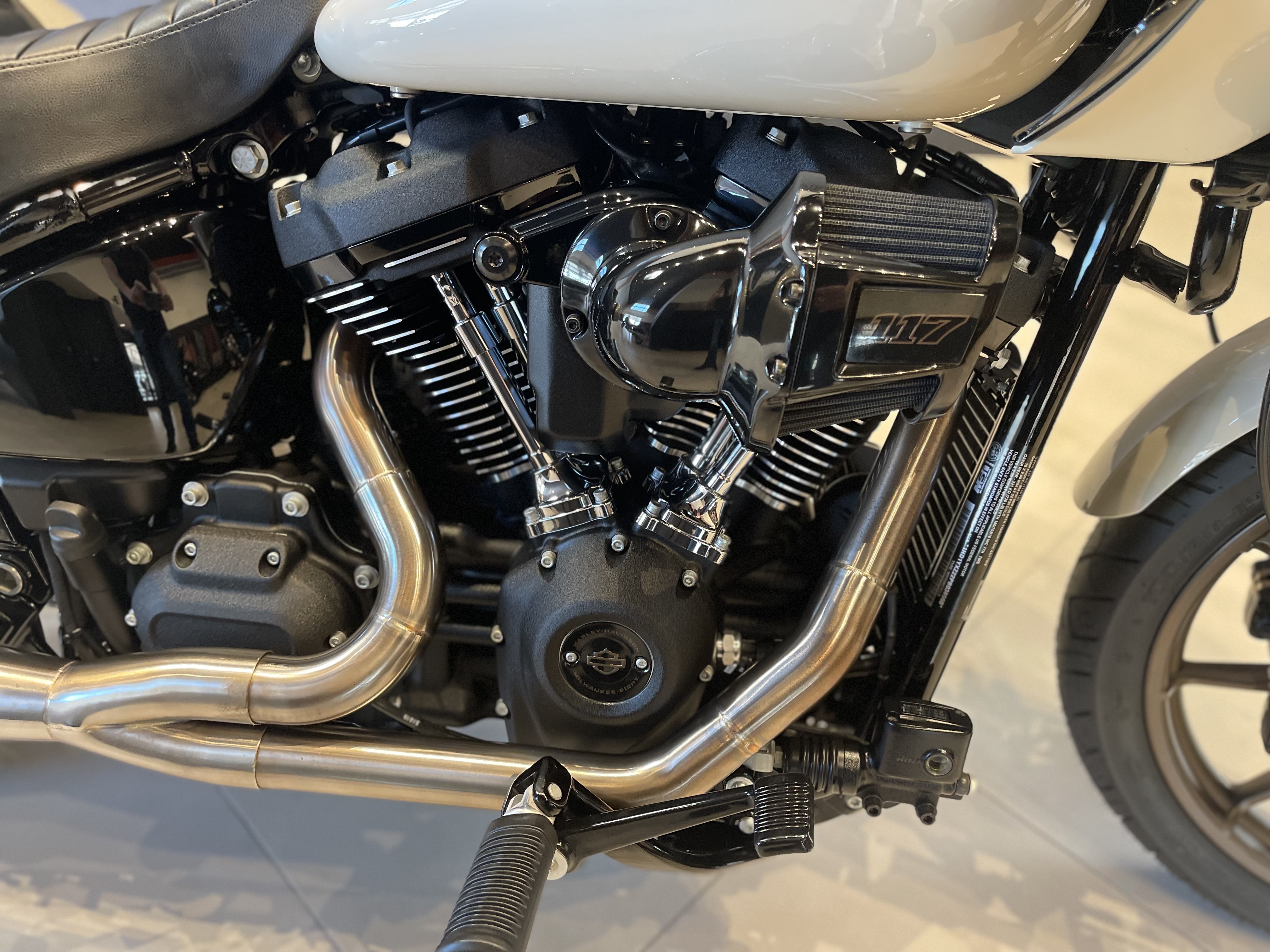 2023 Harley-Davidson Low Rider® ST 11