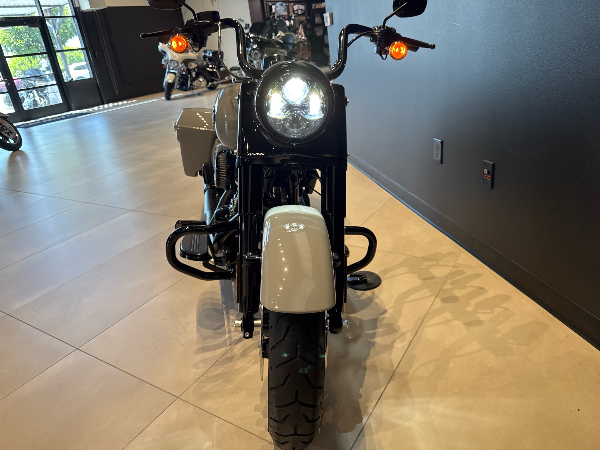 2025 Harley-Davidson Road King® Special 11