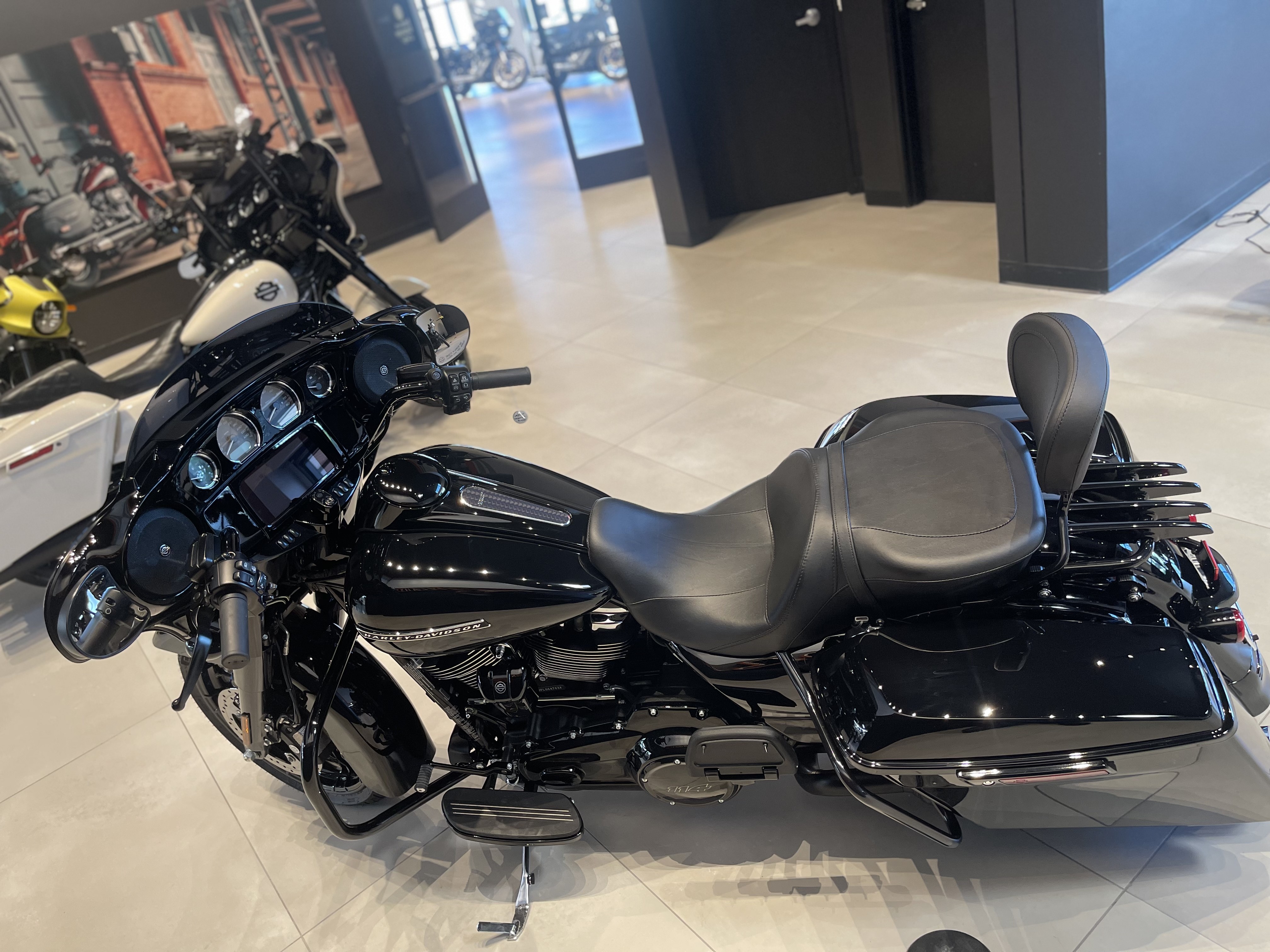 2020 Harley-Davidson Street Glide® Special 6