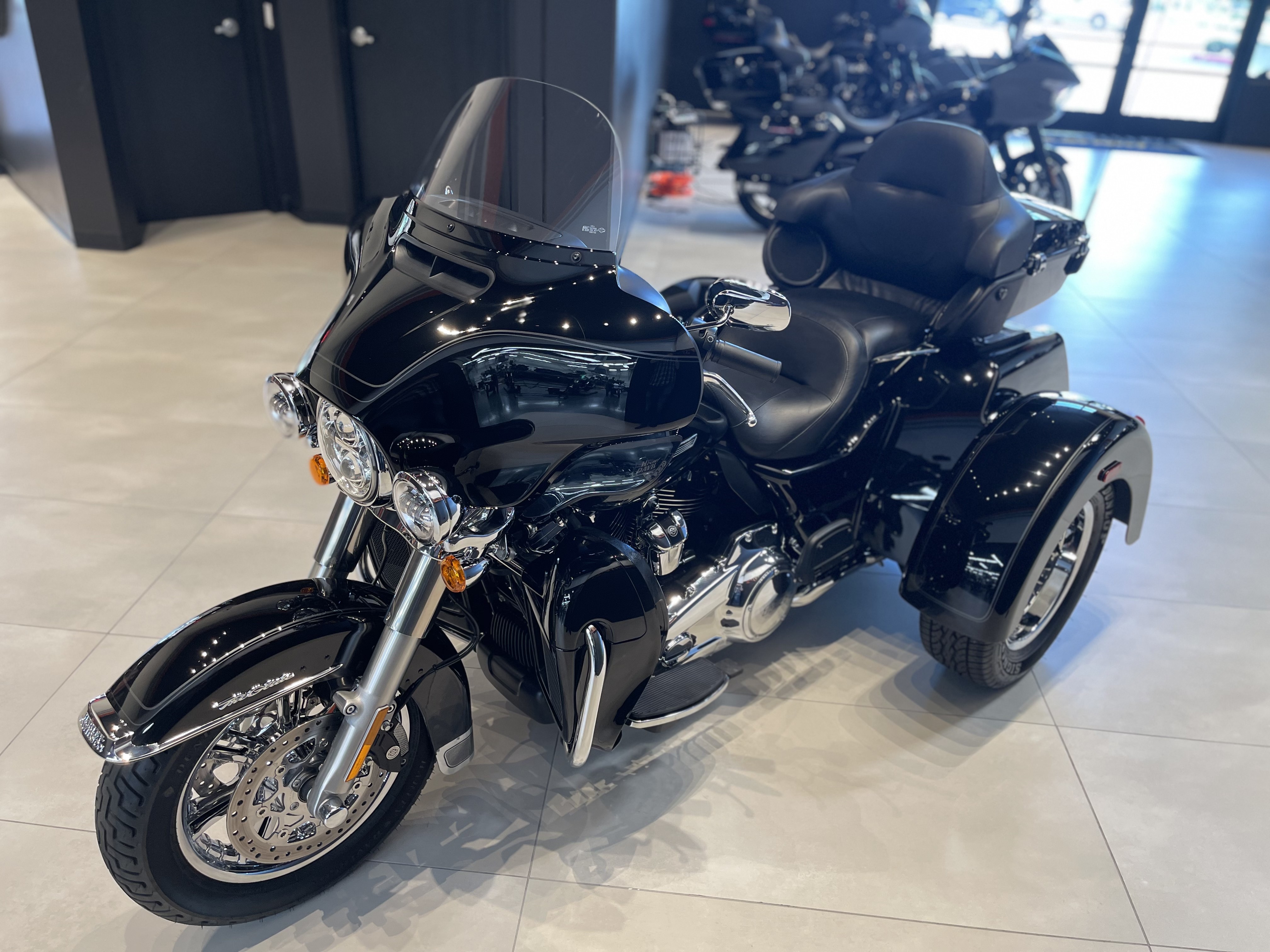 2024 Harley-Davidson Tri Glide® Ultra 7