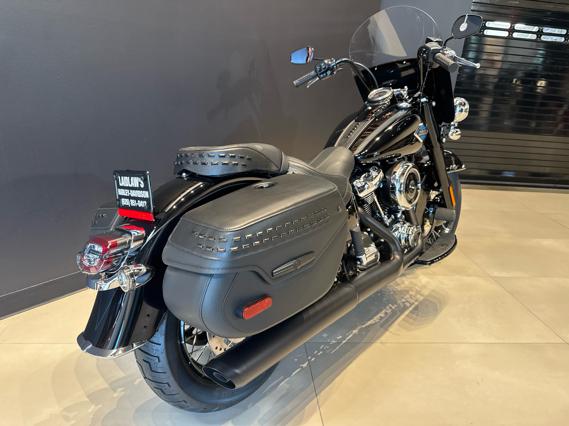 New 2025 Harley-Davidson Heritage Classic Vivid Black with Cast