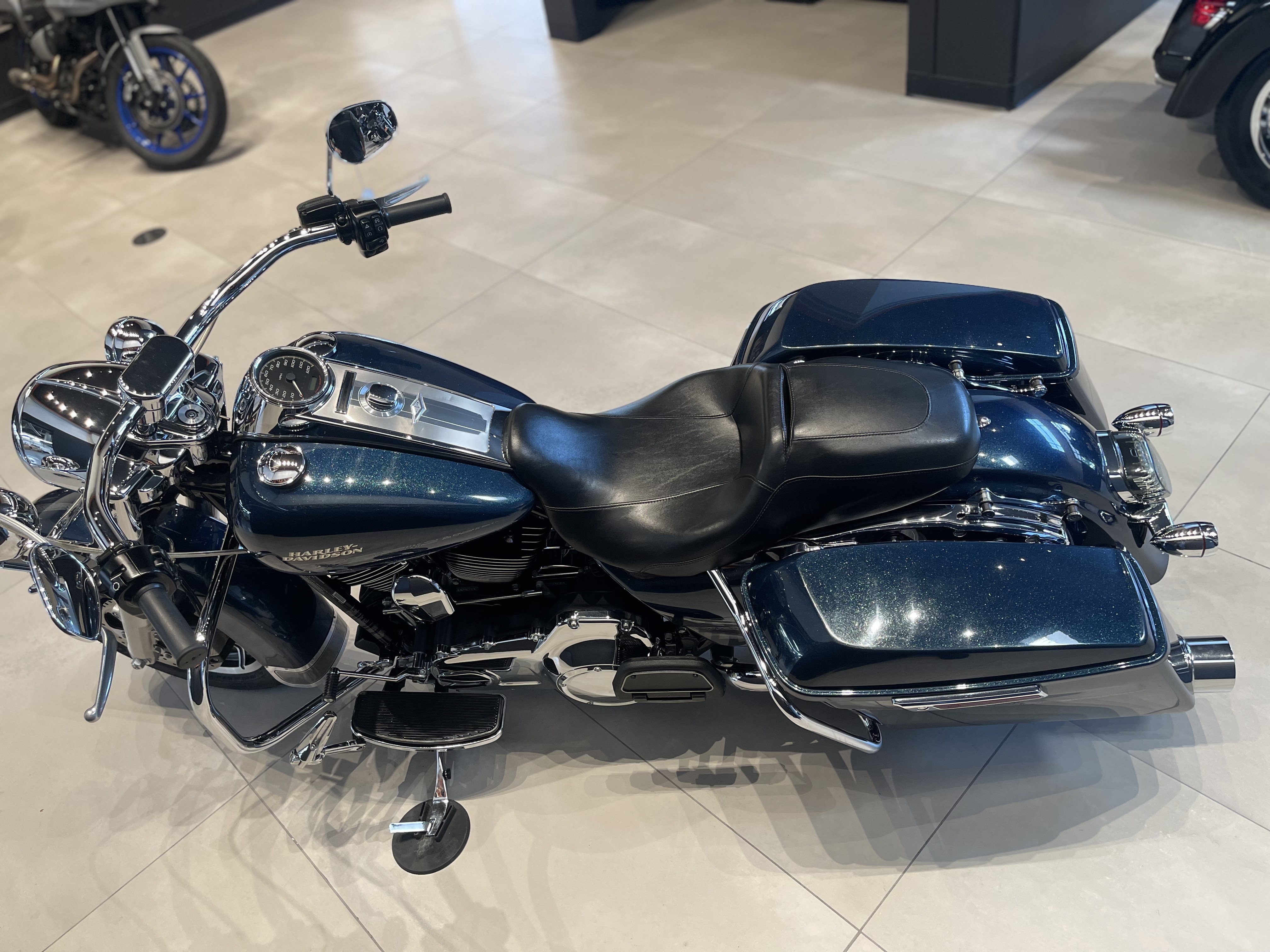 2016 Harley-Davidson Road King® 6