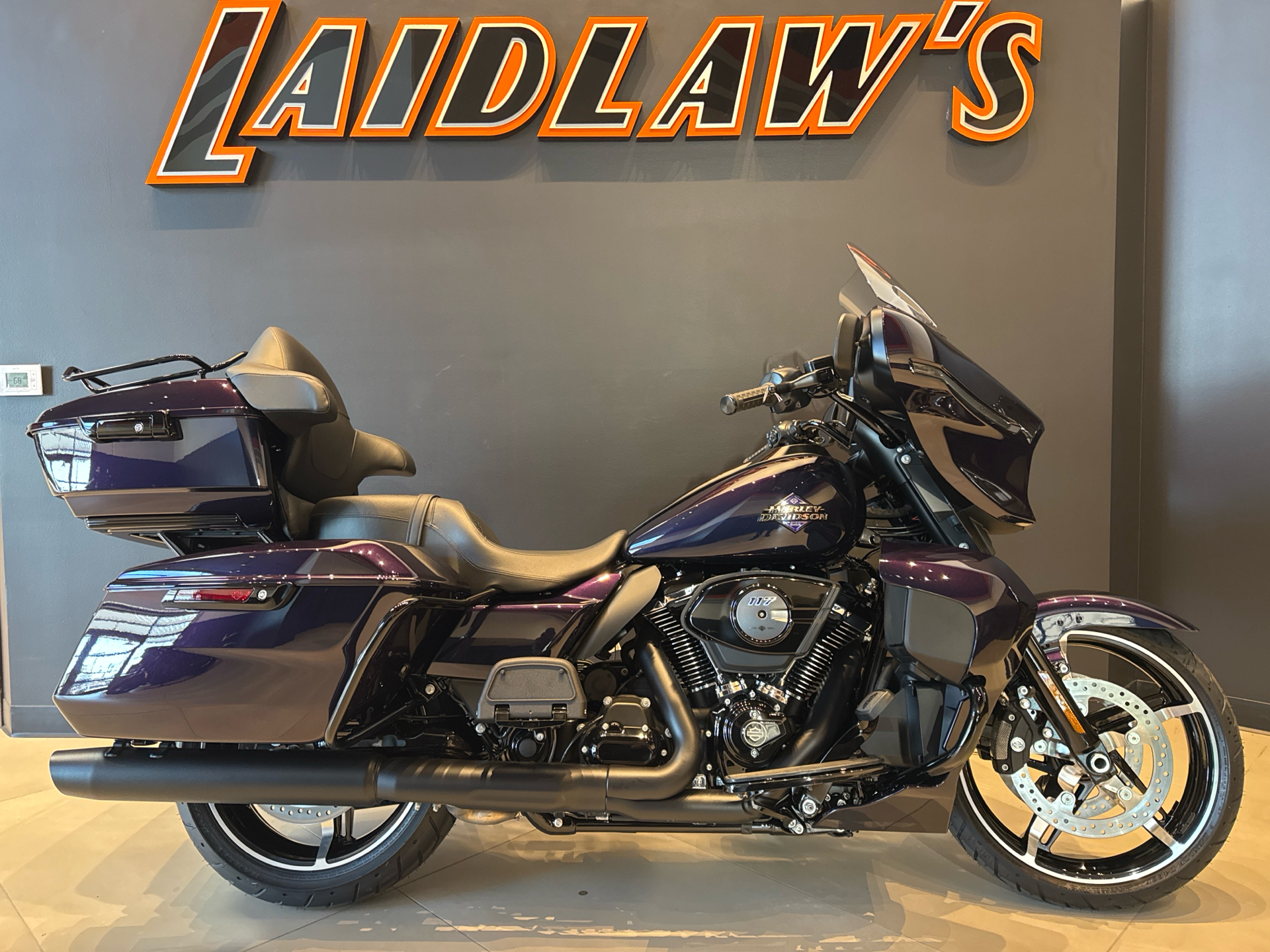 New 2025 Harley-Davidson Street Glide® Ultra Mystic Shift (Black