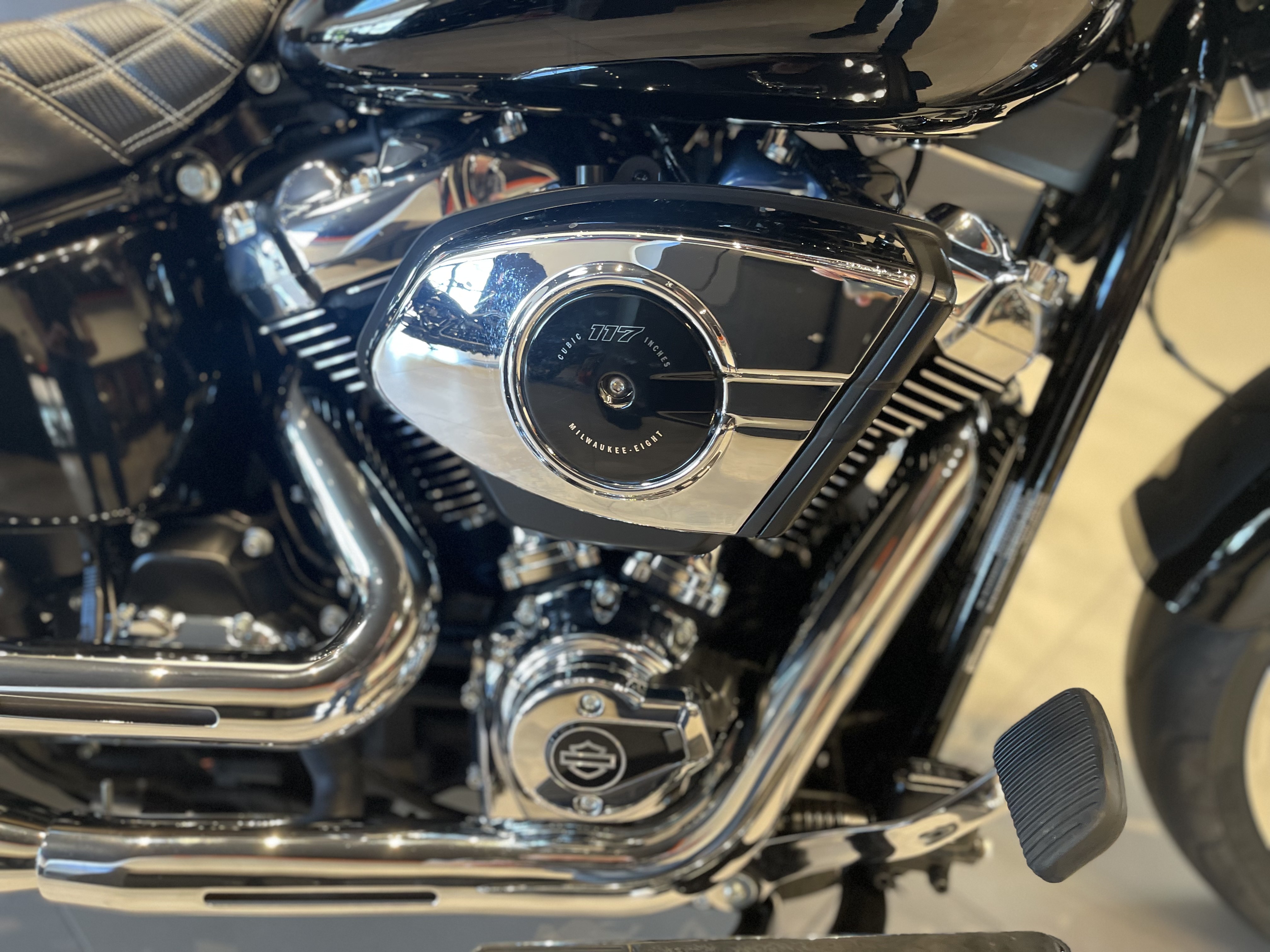 2025 Harley-Davidson Fat Boy® 11