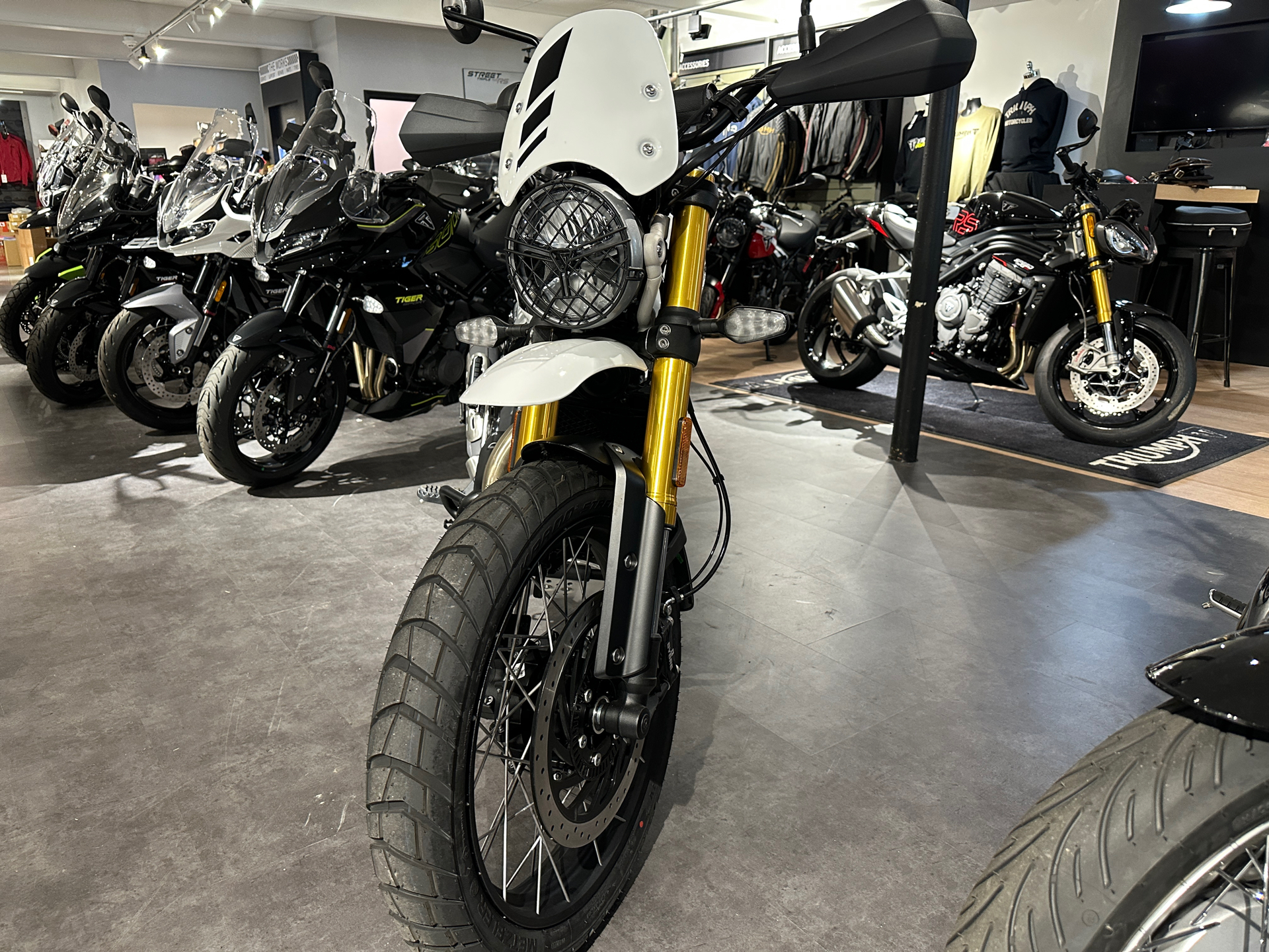 New 2026 Triumph Scrambler 400 XC, Norwich CT | Specs, Price