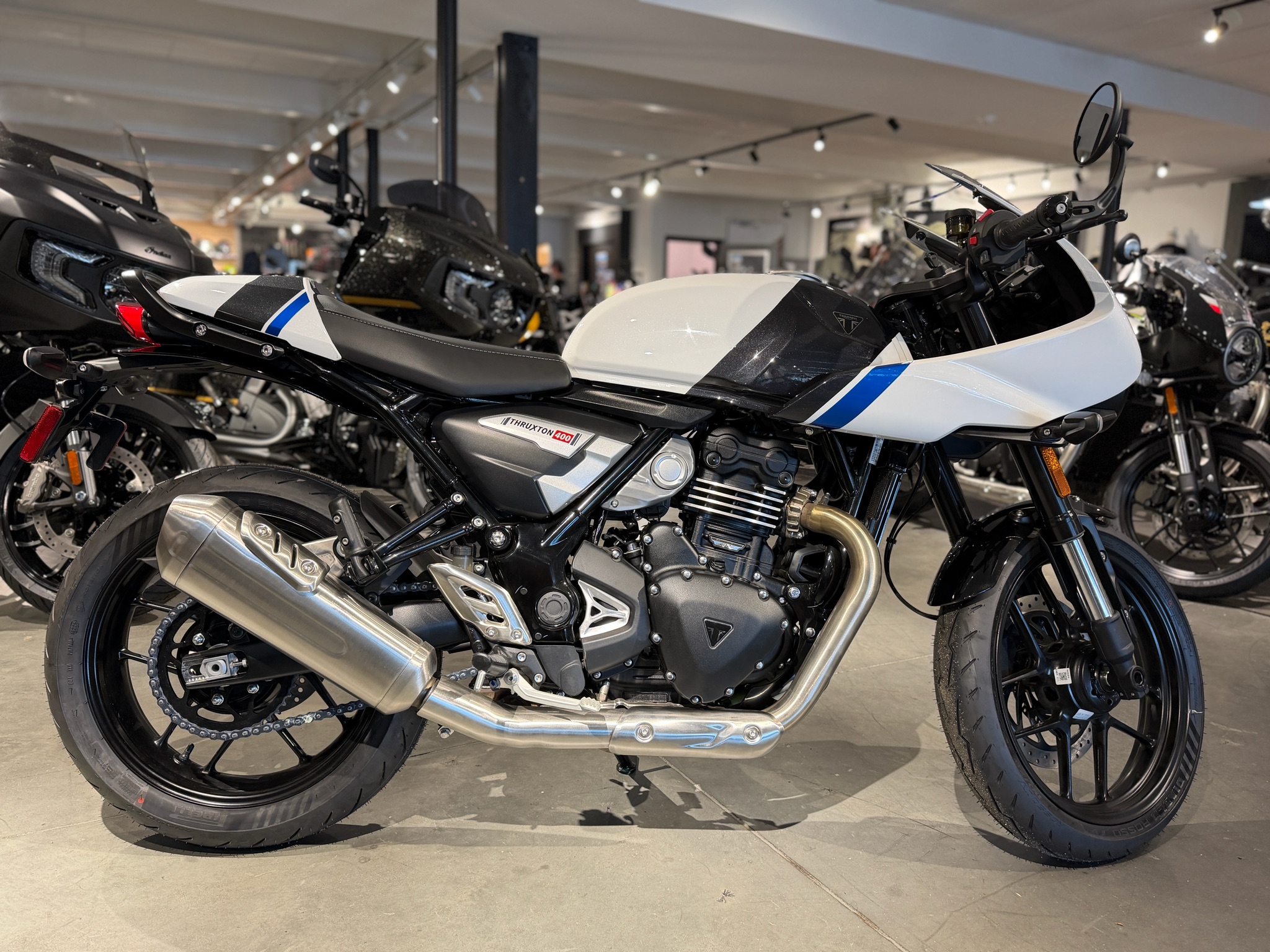 2026 Triumph Thruxton 400