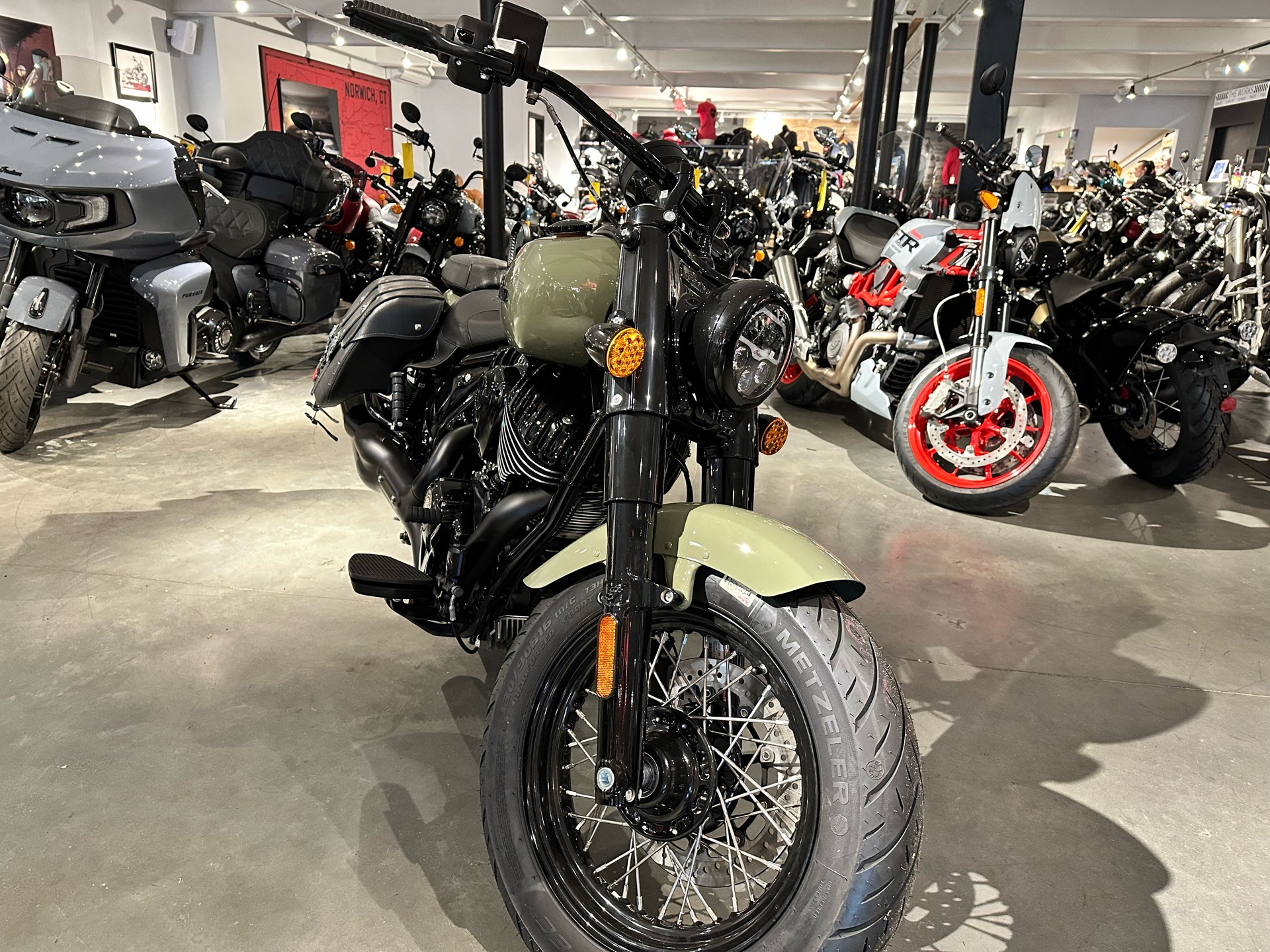 2025  Super Chief Dark Horse 5