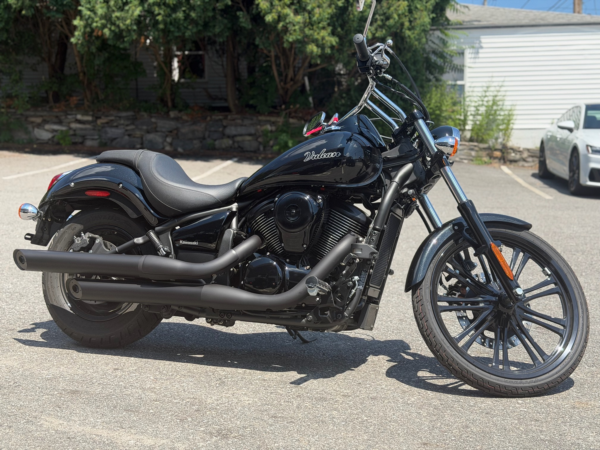 2026 Kawasaki Vulcan® 900 Custom 2