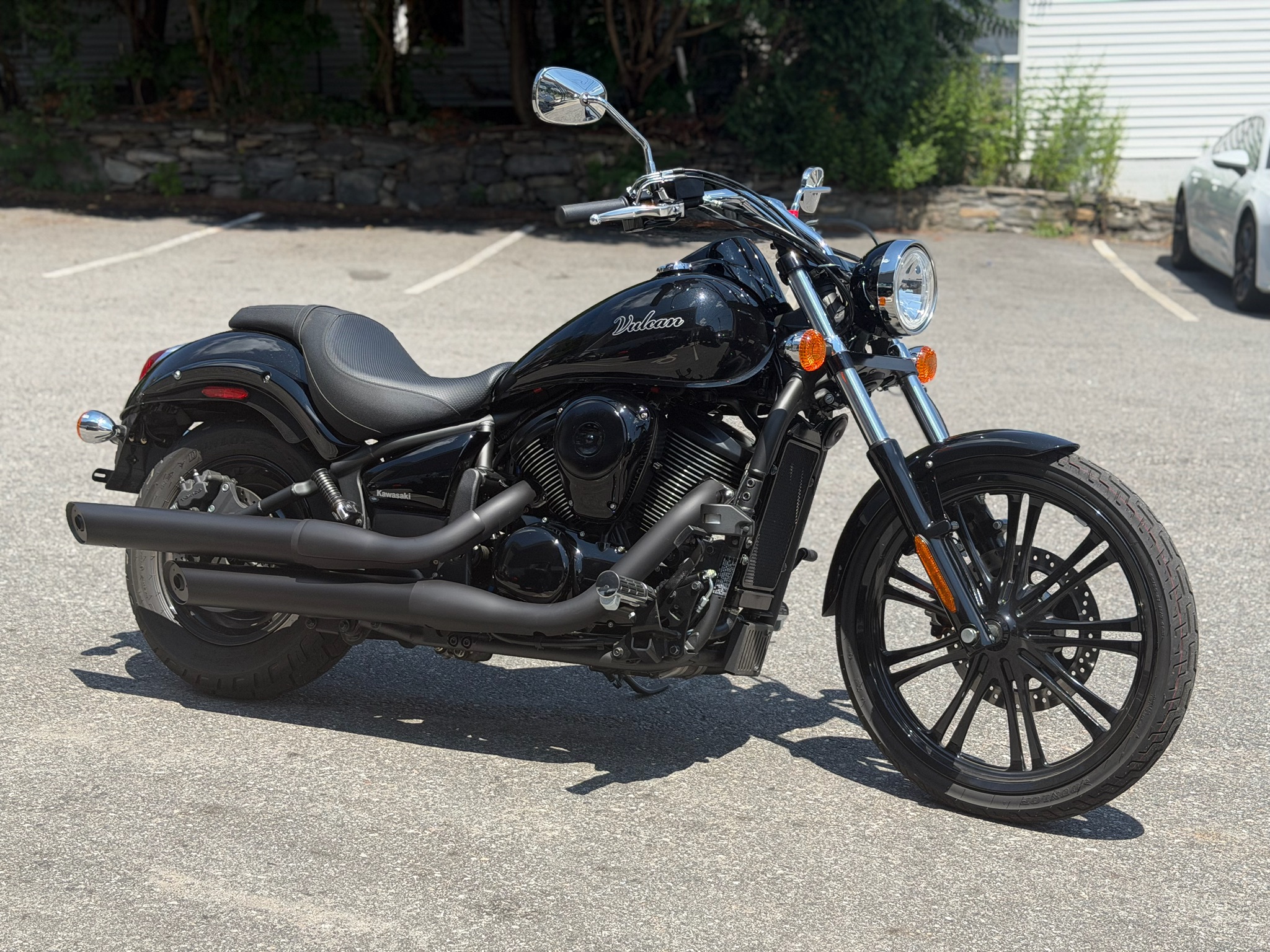 2026 Kawasaki Vulcan® 900 Custom 3