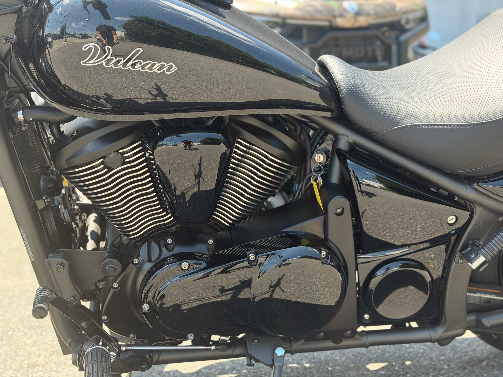 2026 Kawasaki Vulcan® 900 Custom 8