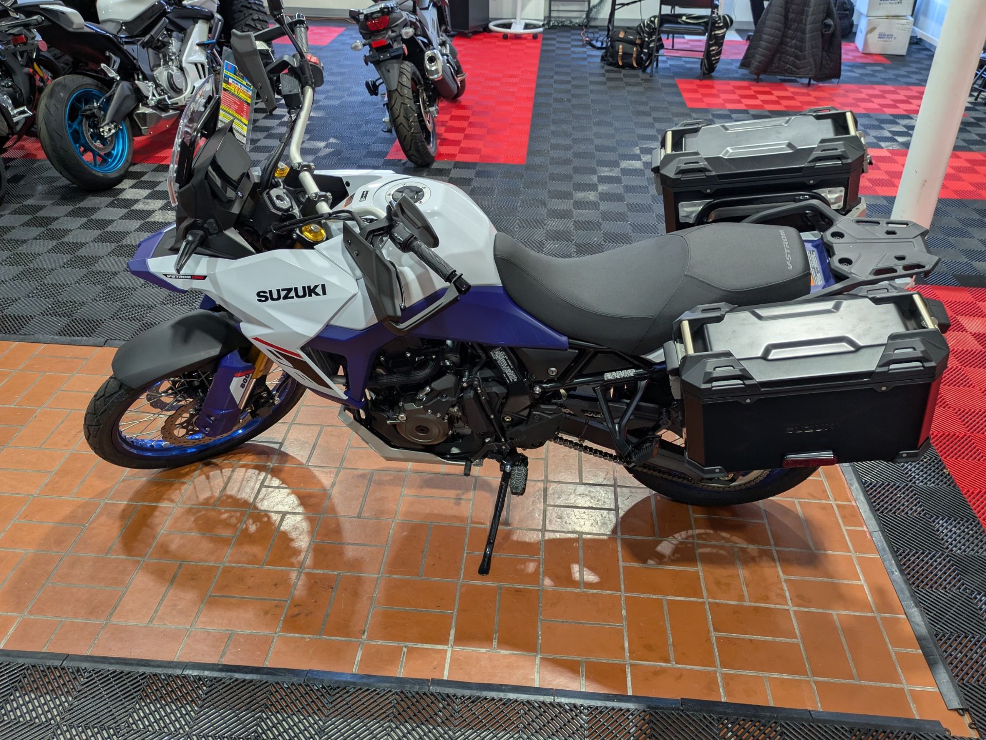 New 2025 Suzuki V-Strom 800DE Adventure, Wake Forest NC | Specs