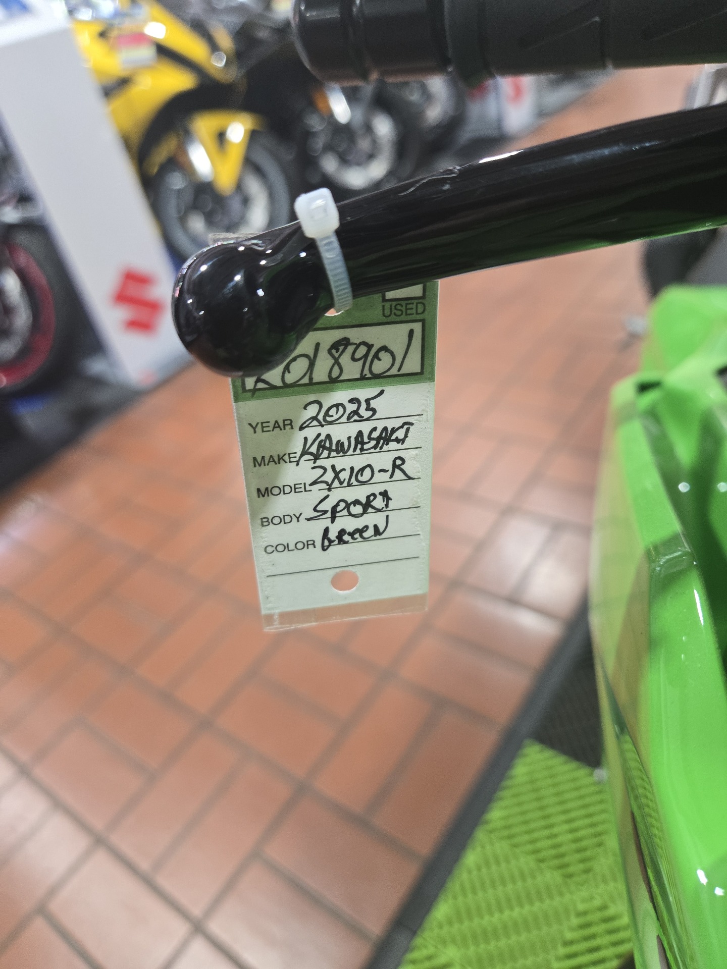 レイ New 2025 Kawasaki Ninja ZX-10R KRT Edition | Motorcycles in