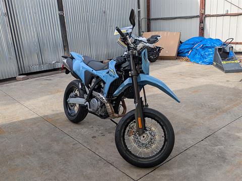2025 Suzuki DR-Z4SM