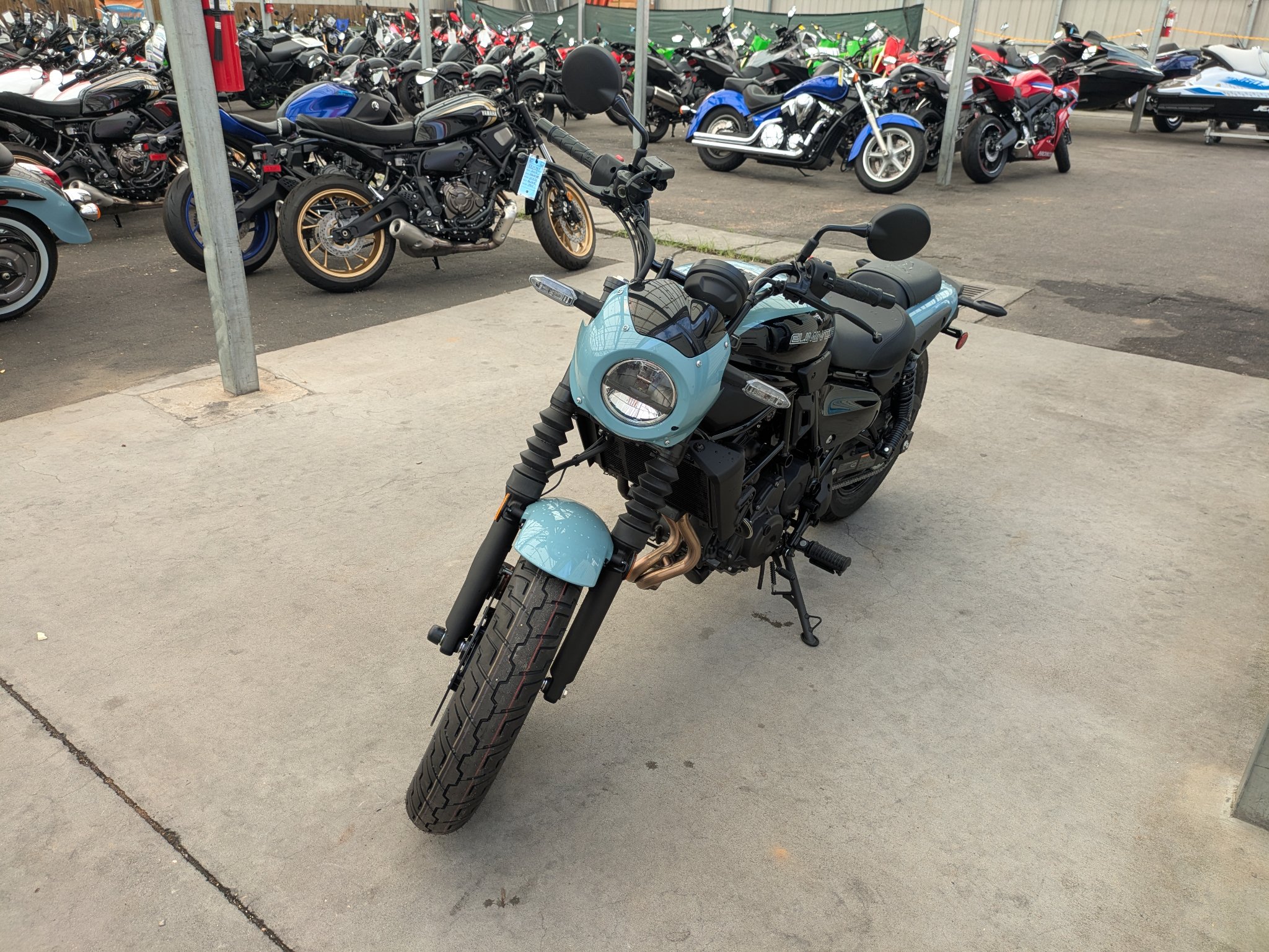 2025 Kawasaki Eliminator® SE ABS 6