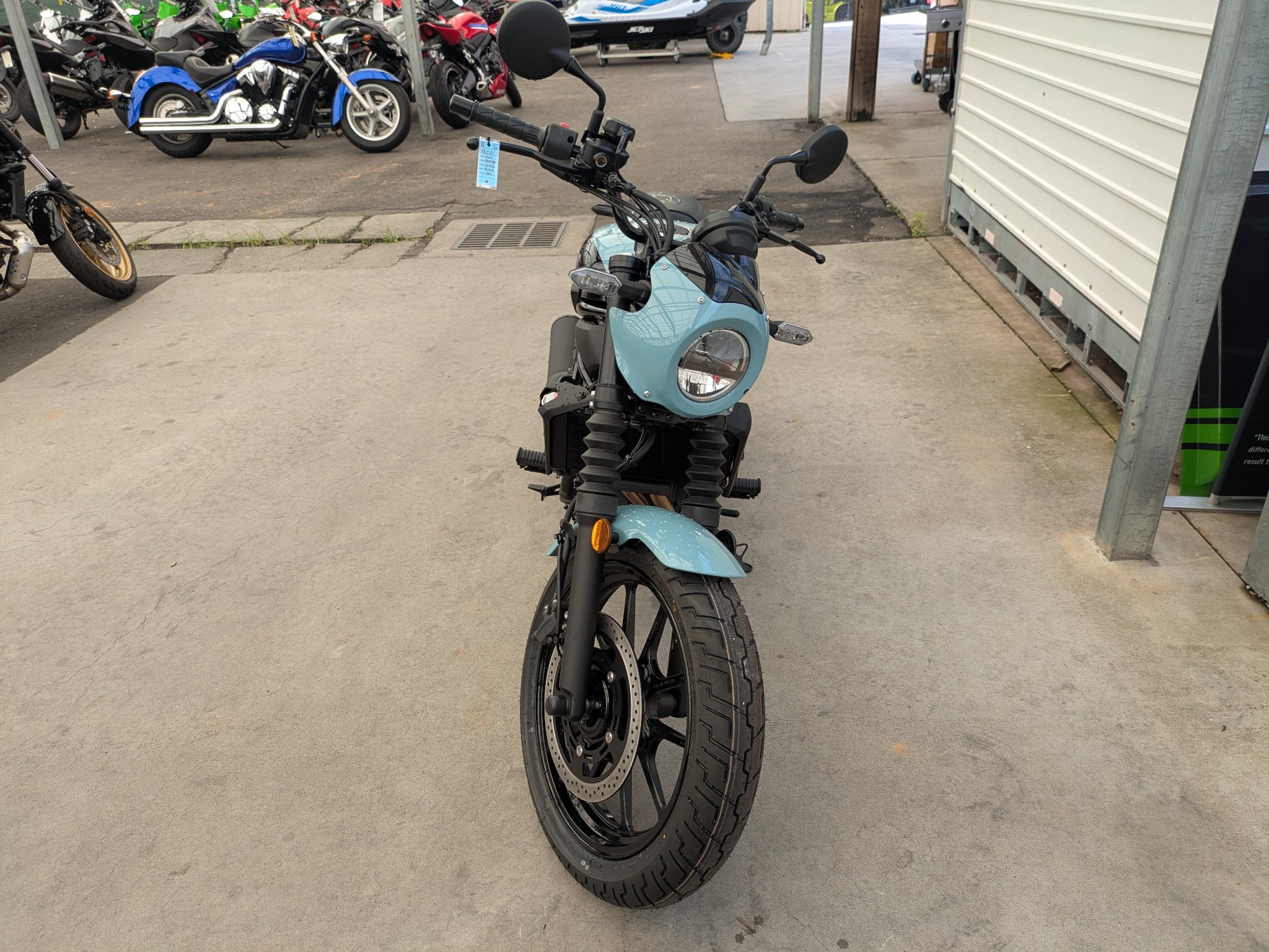 2025 Kawasaki Eliminator® SE ABS 7